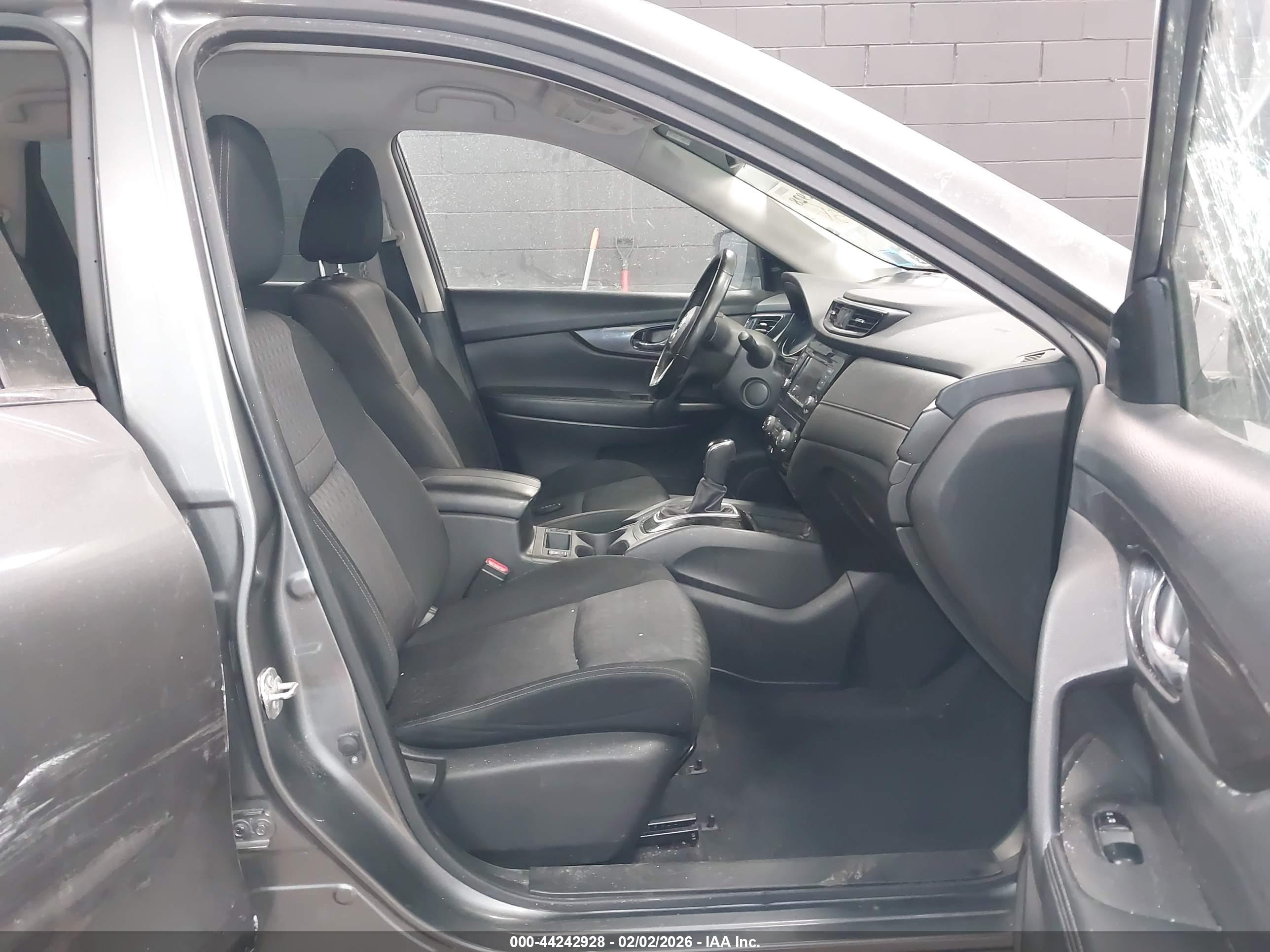 NISSAN ROGUE image 5
