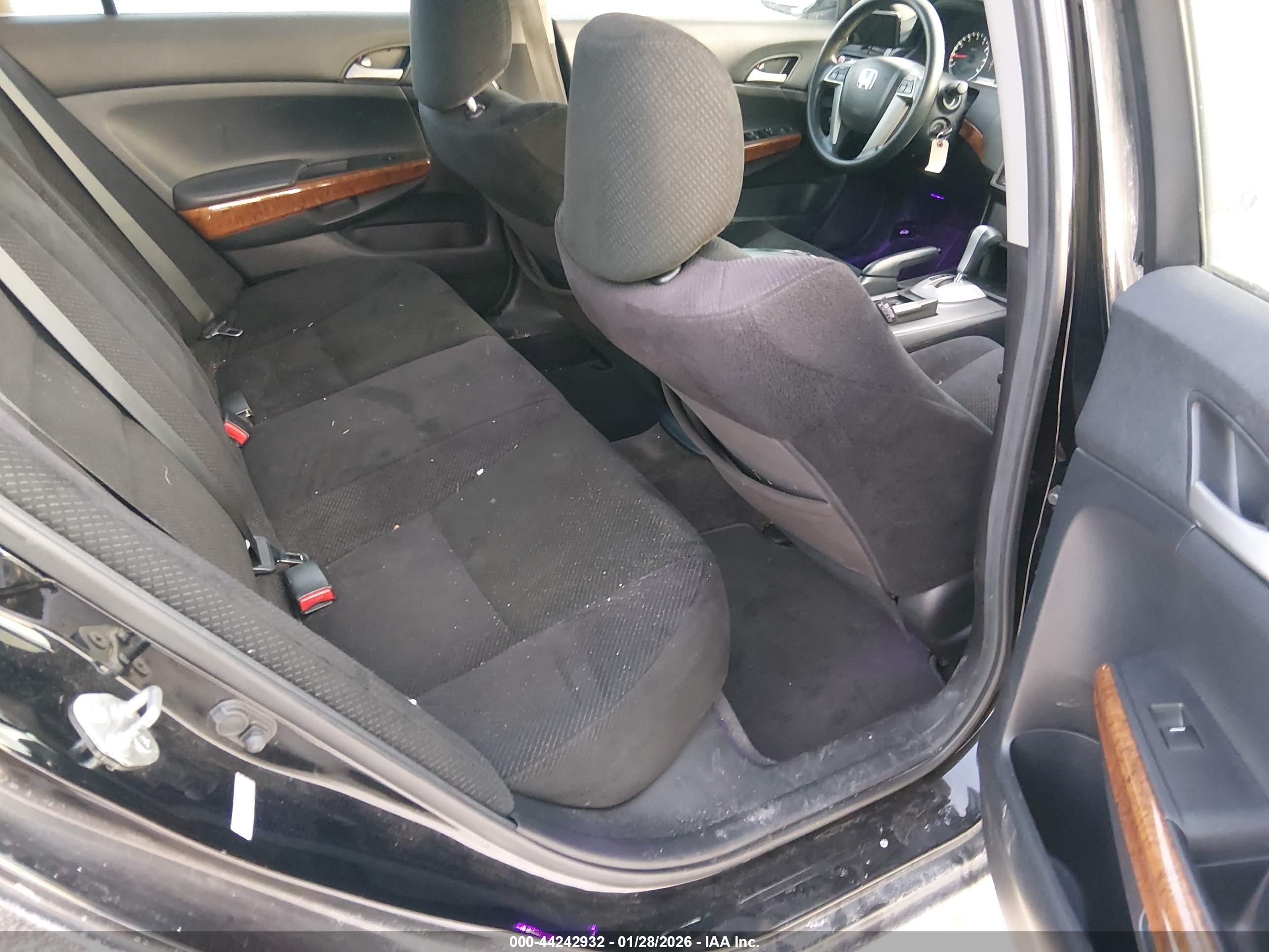 HONDA ACCORD image 8