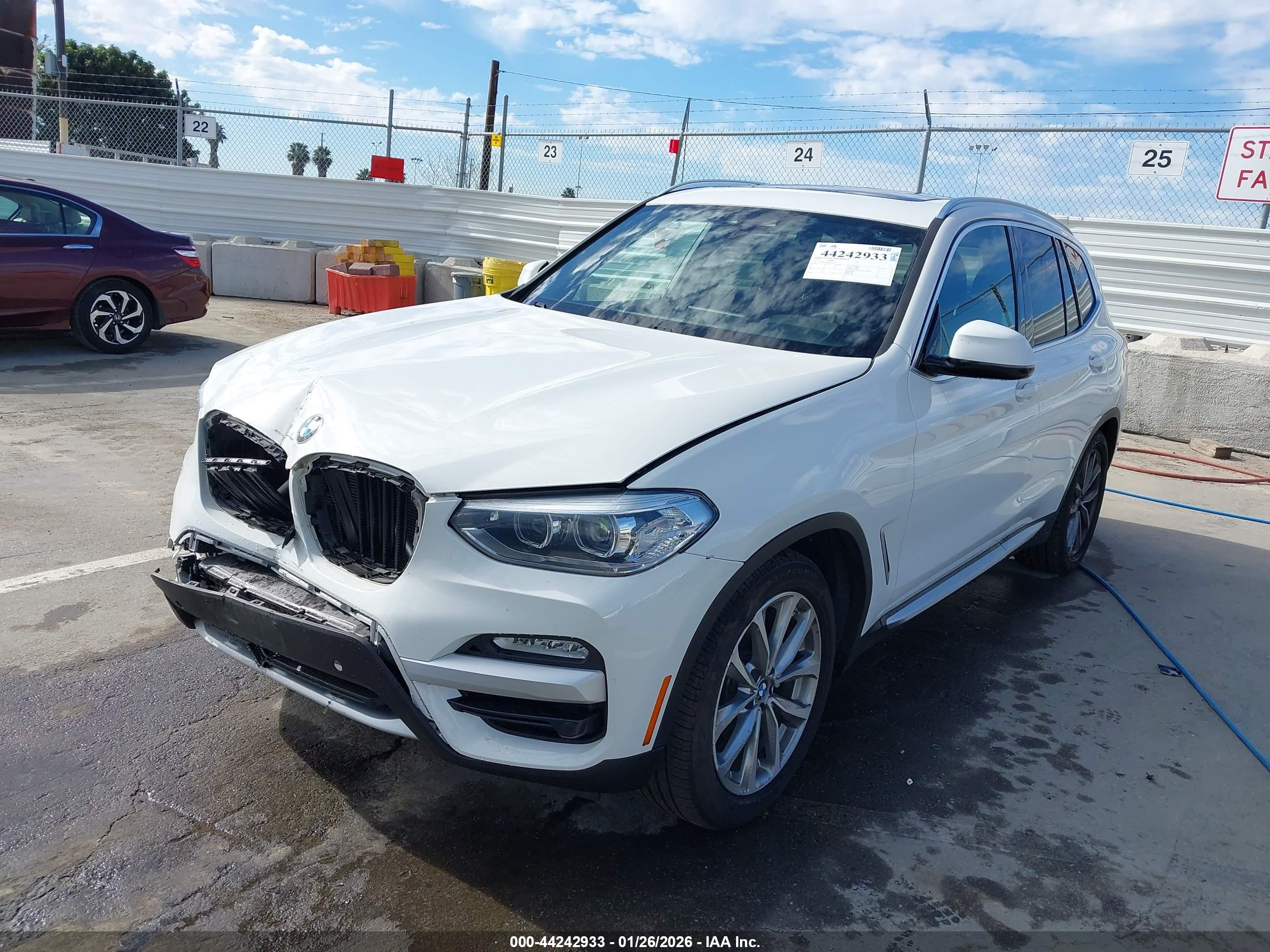 BMW X3 image 2