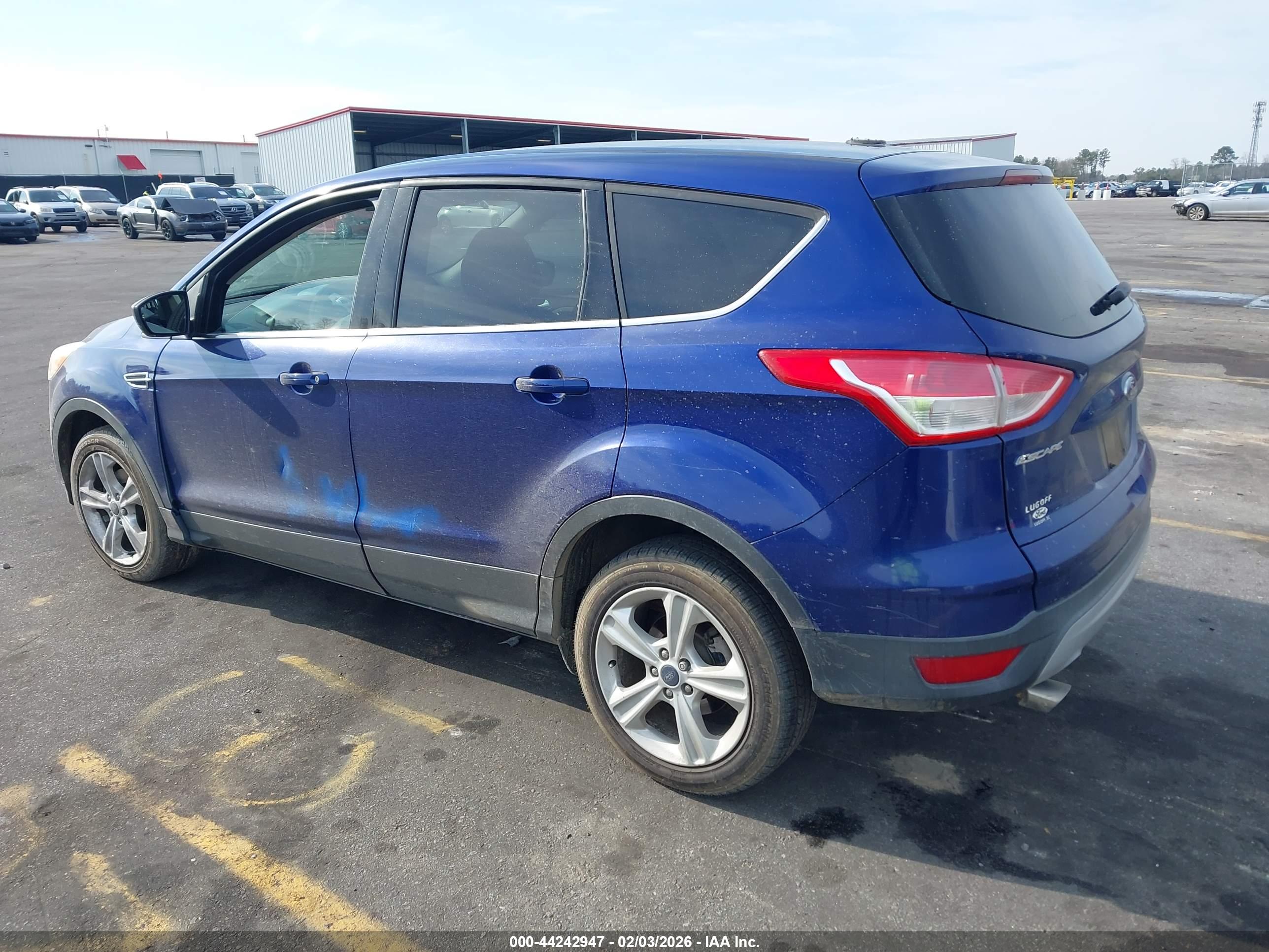 FORD ESCAPE image 3