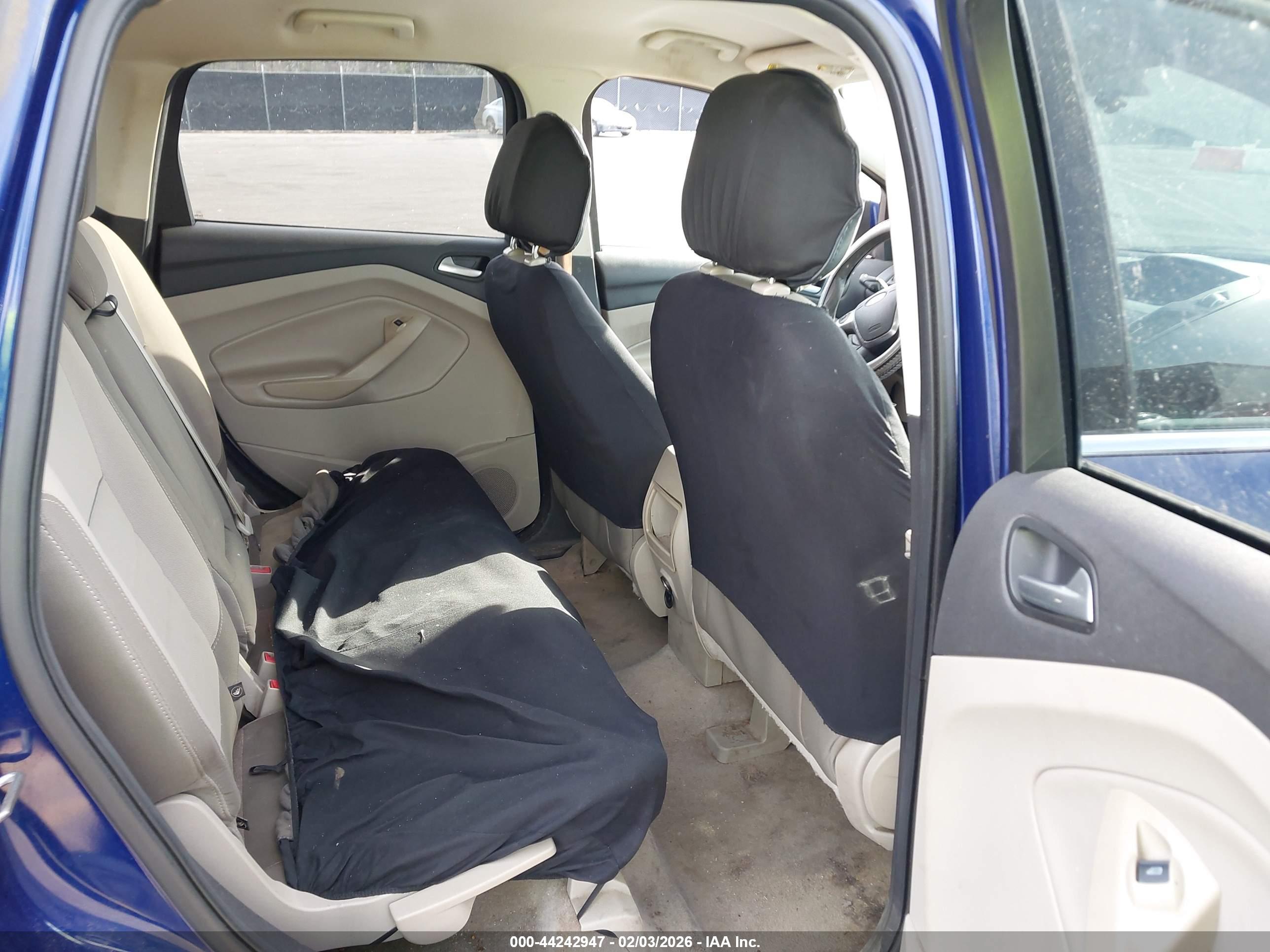 FORD ESCAPE image 8