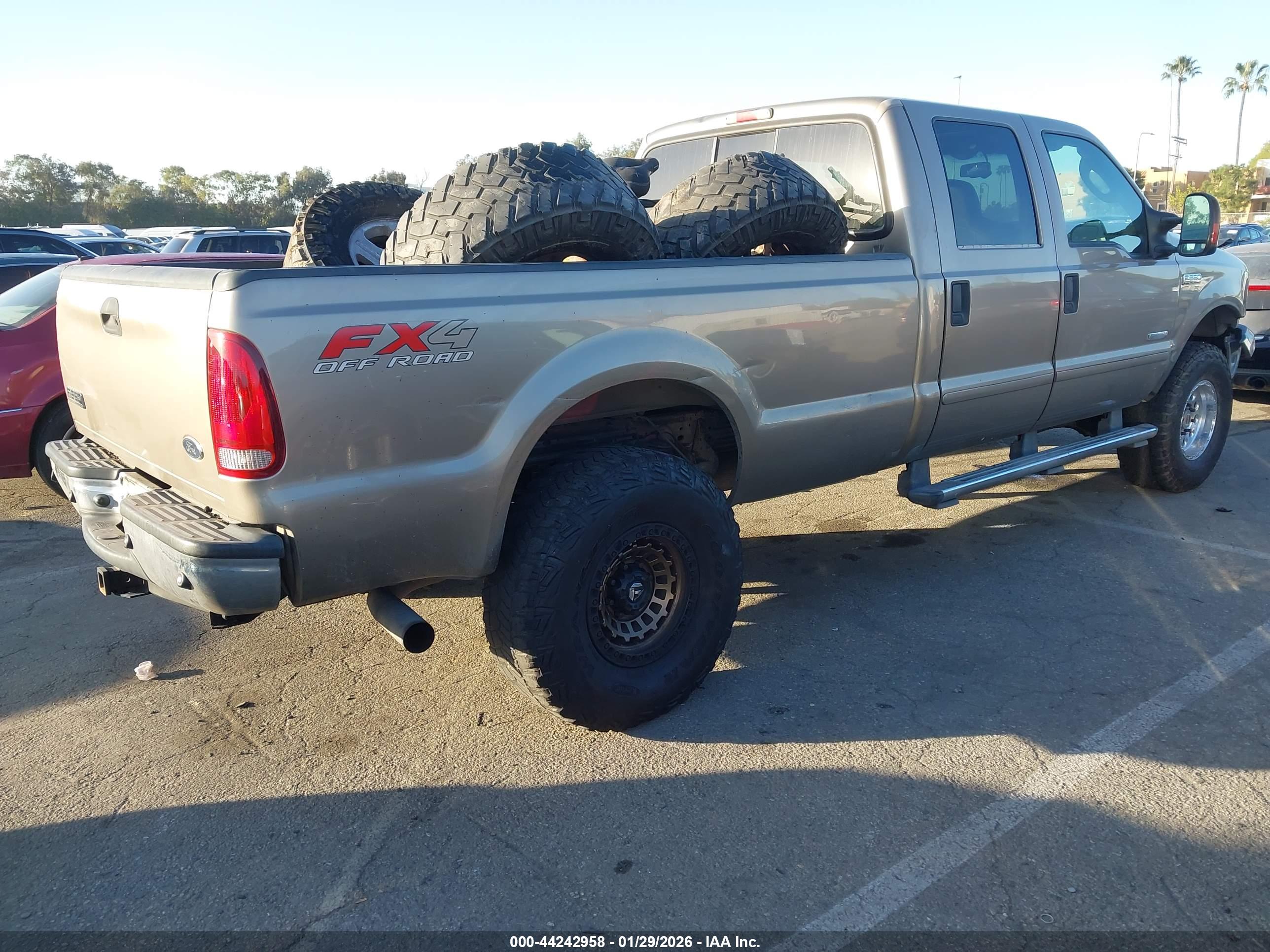 FORD F-350 image 4