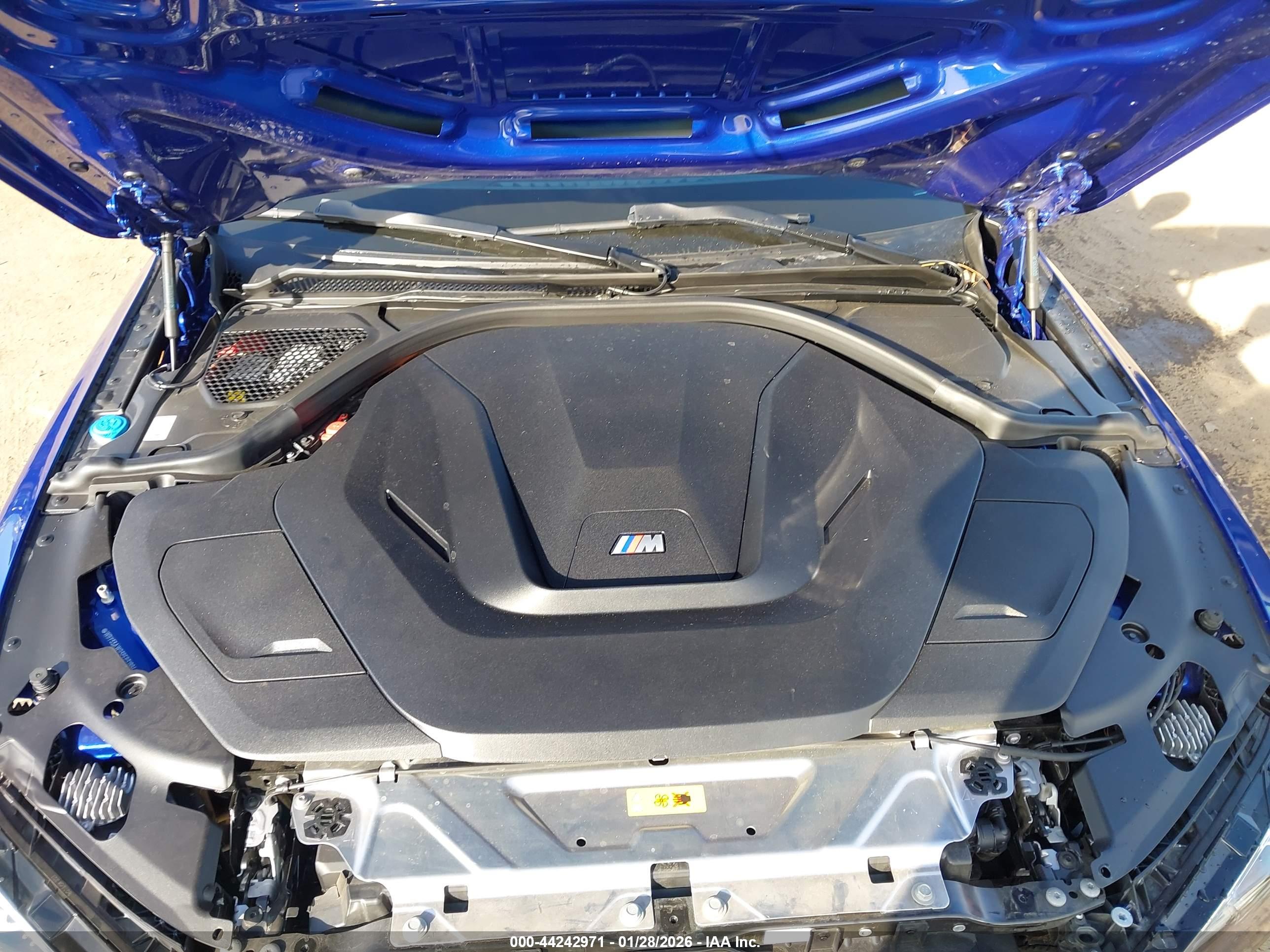 BMW I4 image 10