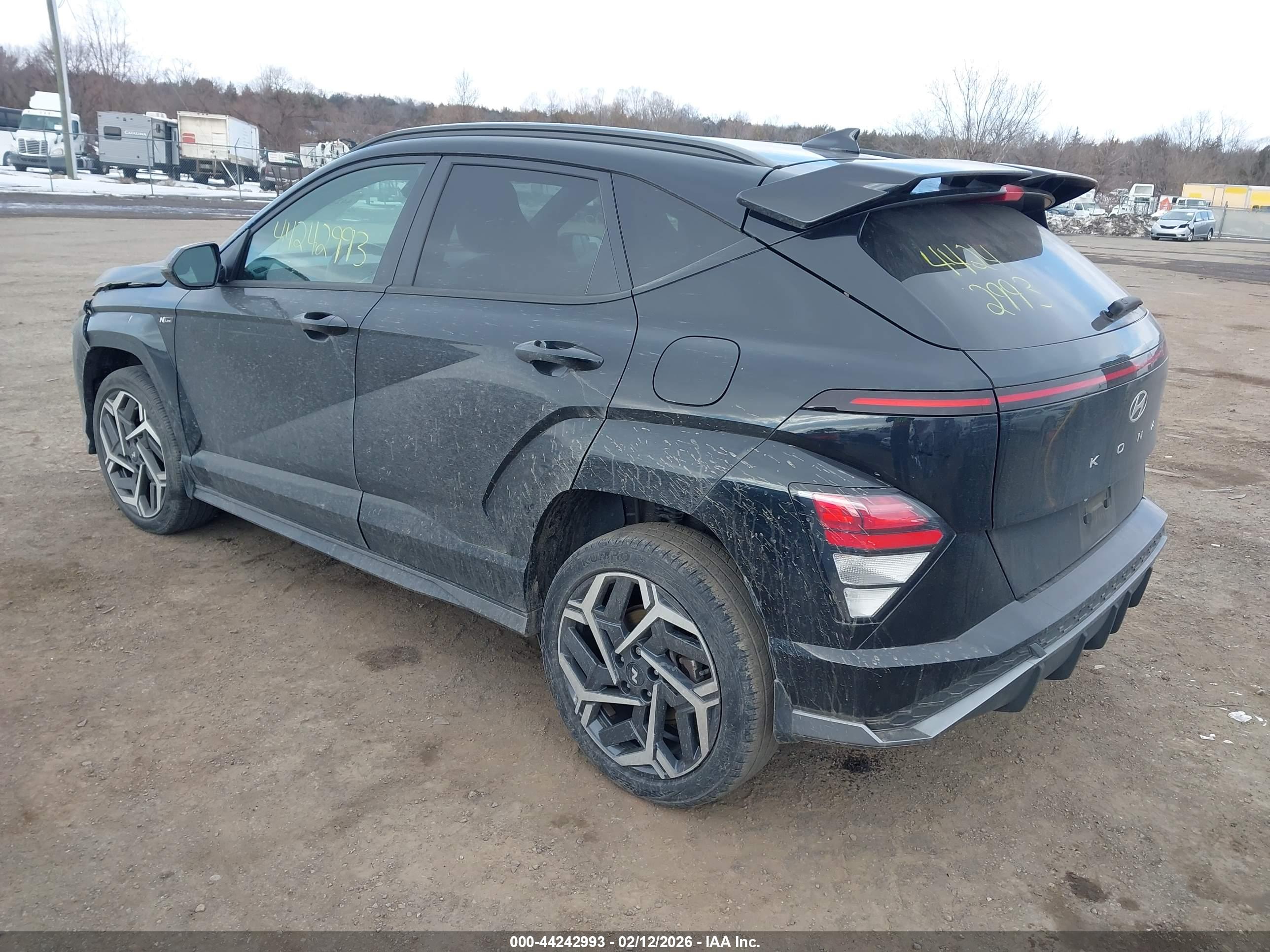 HYUNDAI KONA image 3