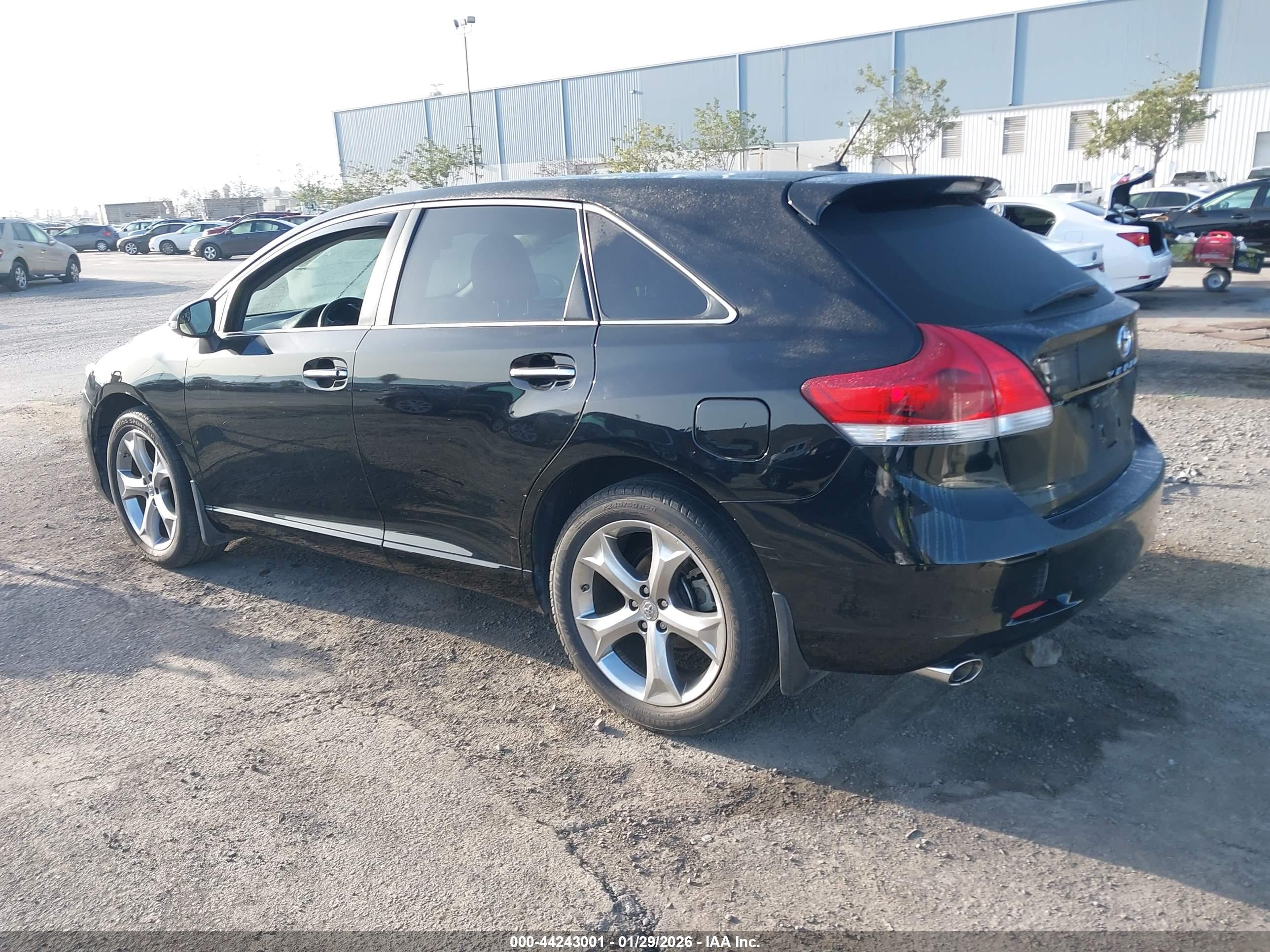 TOYOTA VENZA image 3