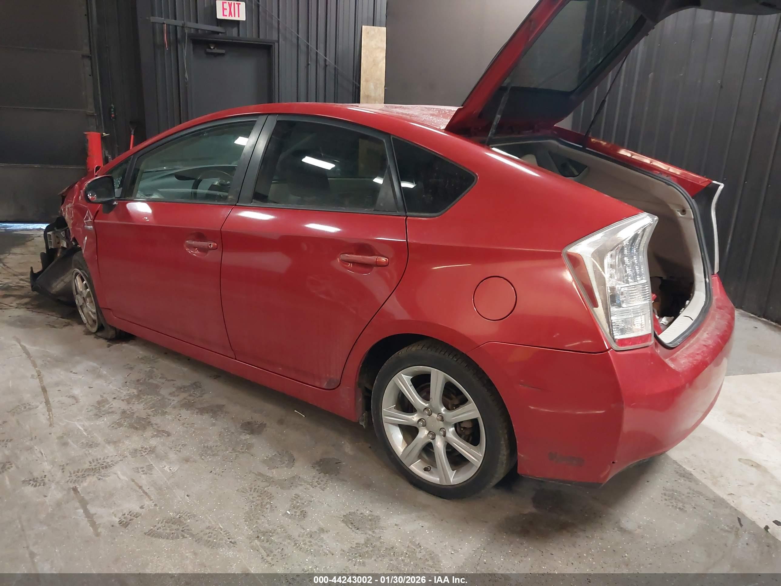 TOYOTA PRIUS image 3