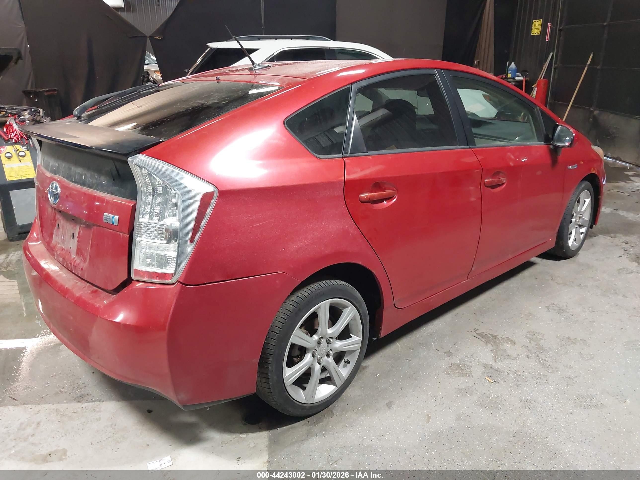 TOYOTA PRIUS image 4