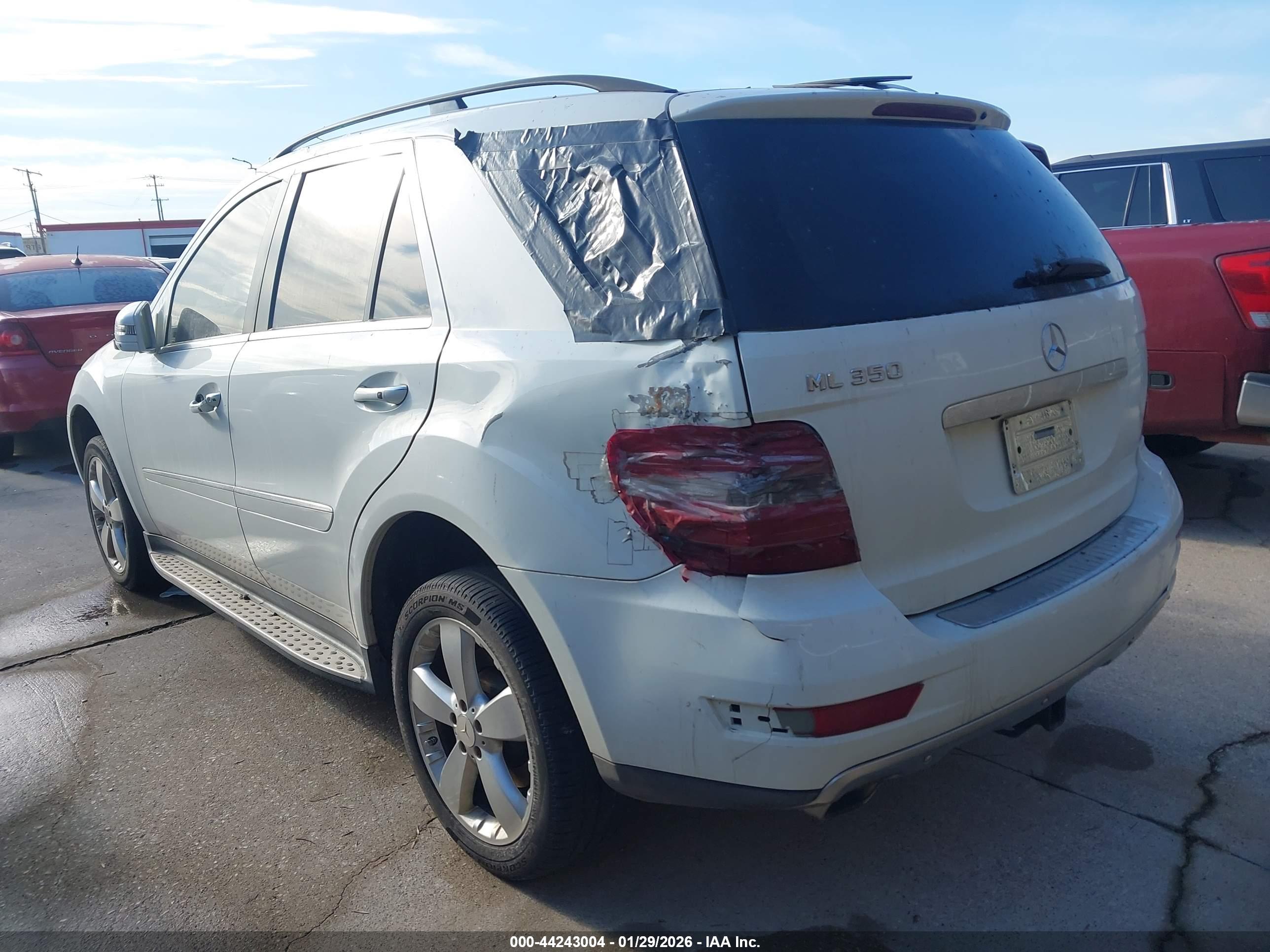 MERCEDES-BENZ ML image 3