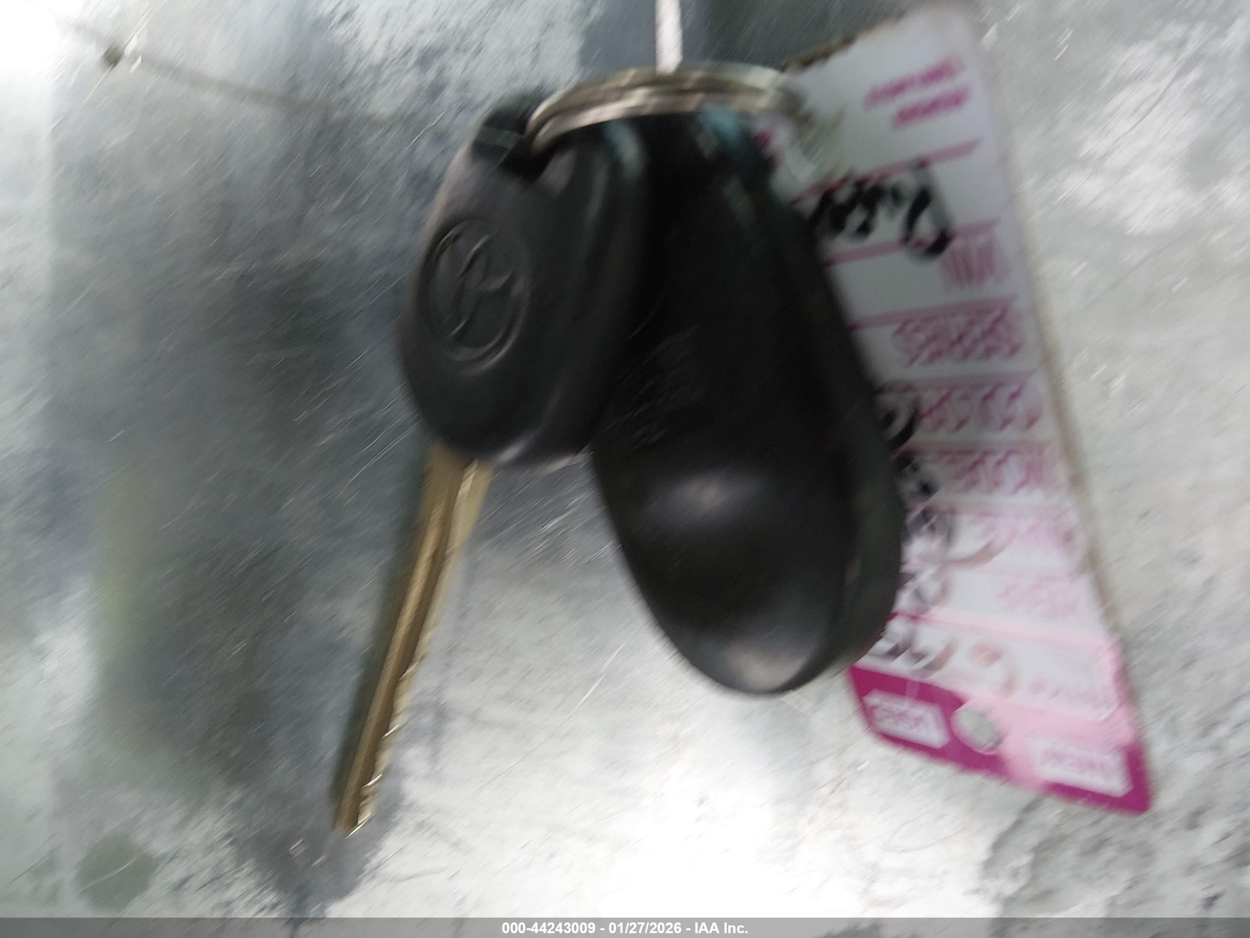 TOYOTA SIENNA image 11