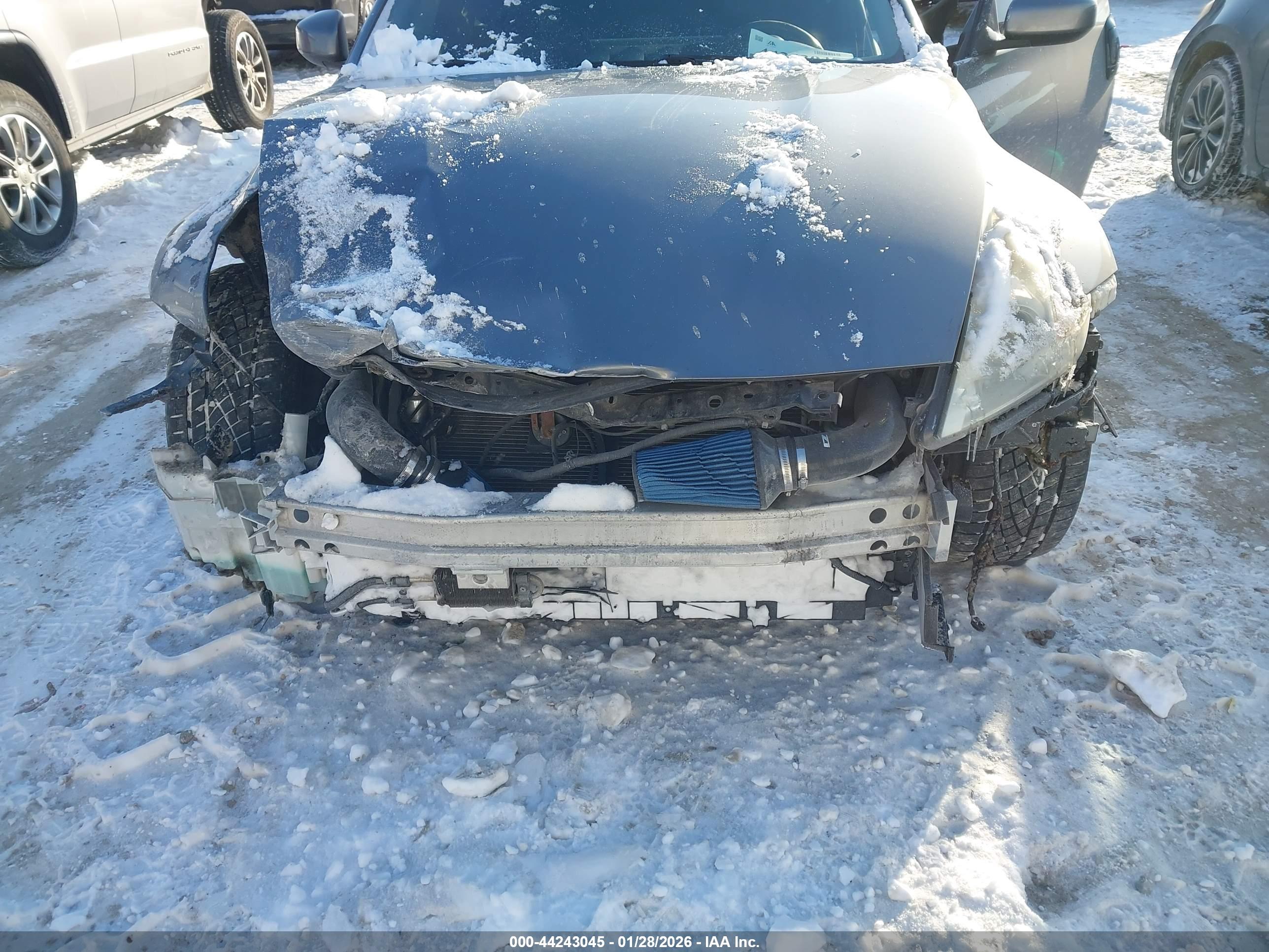 NISSAN 370Z image 6