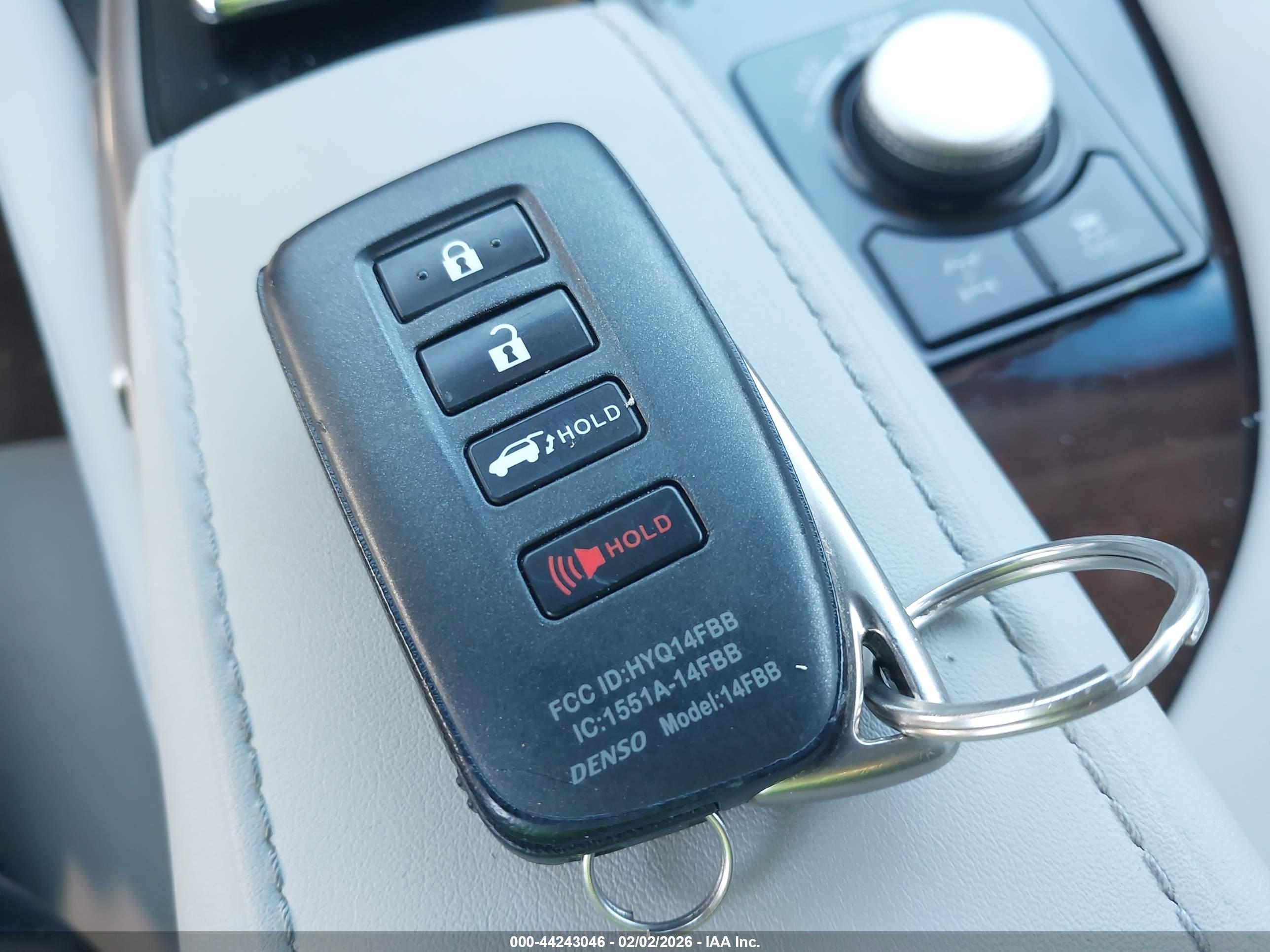 LEXUS RX image 11