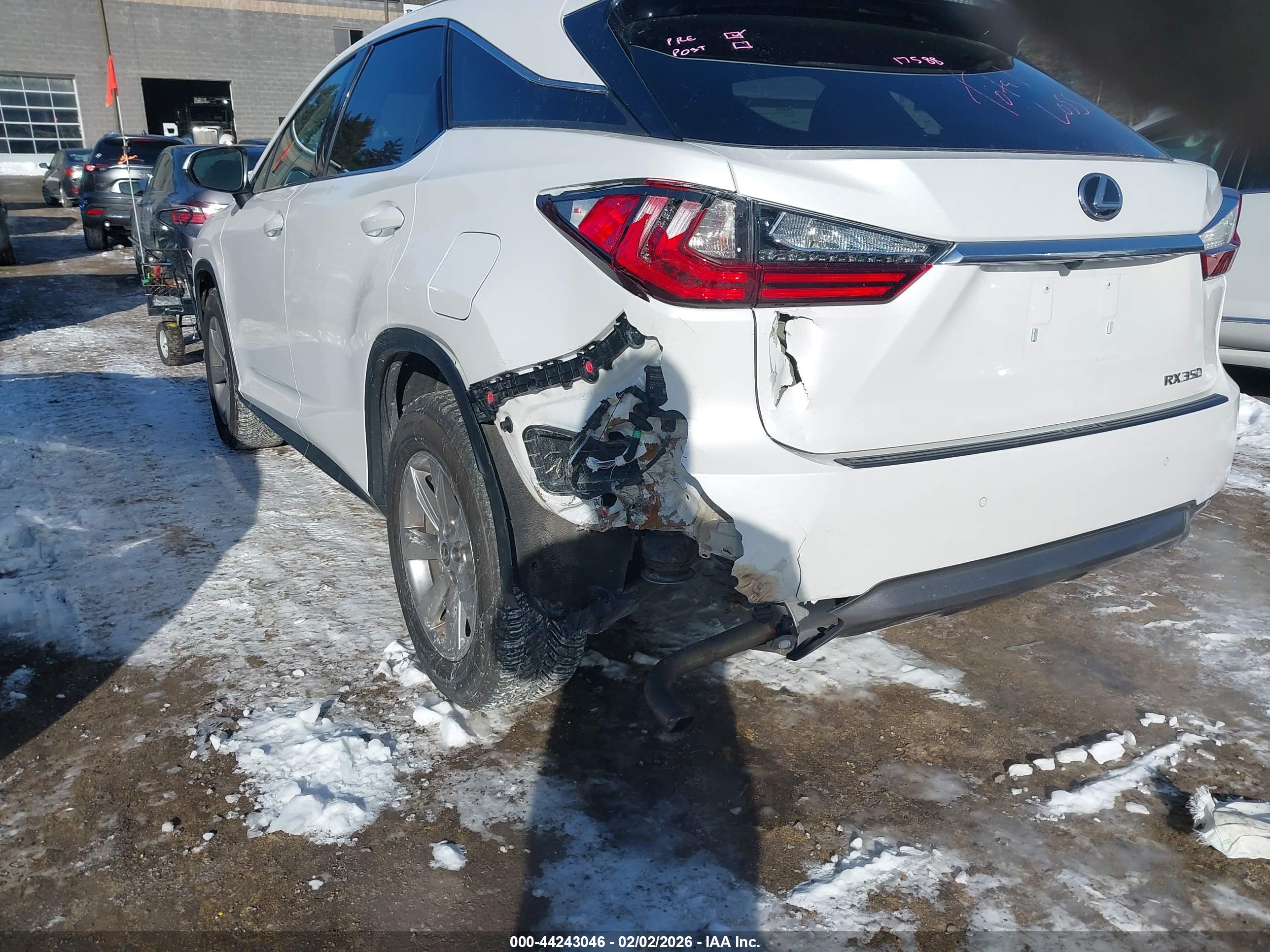 LEXUS RX image 6