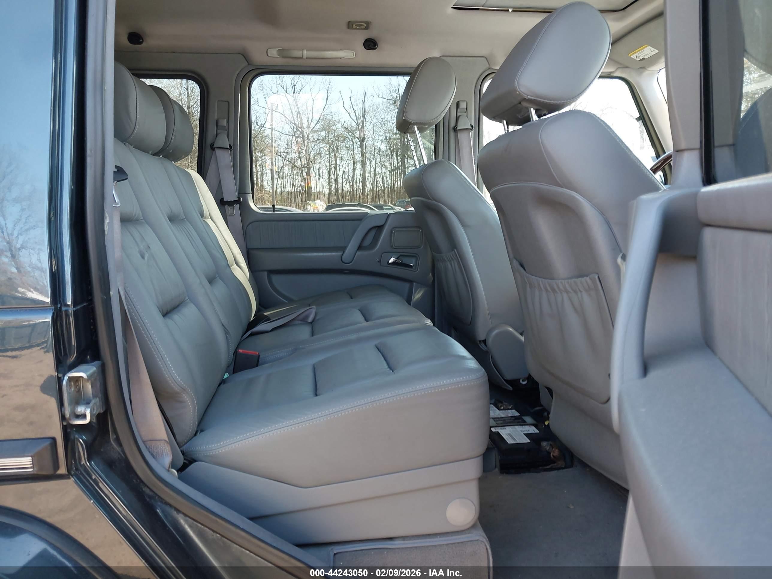 MERCEDES-BENZ G image 8