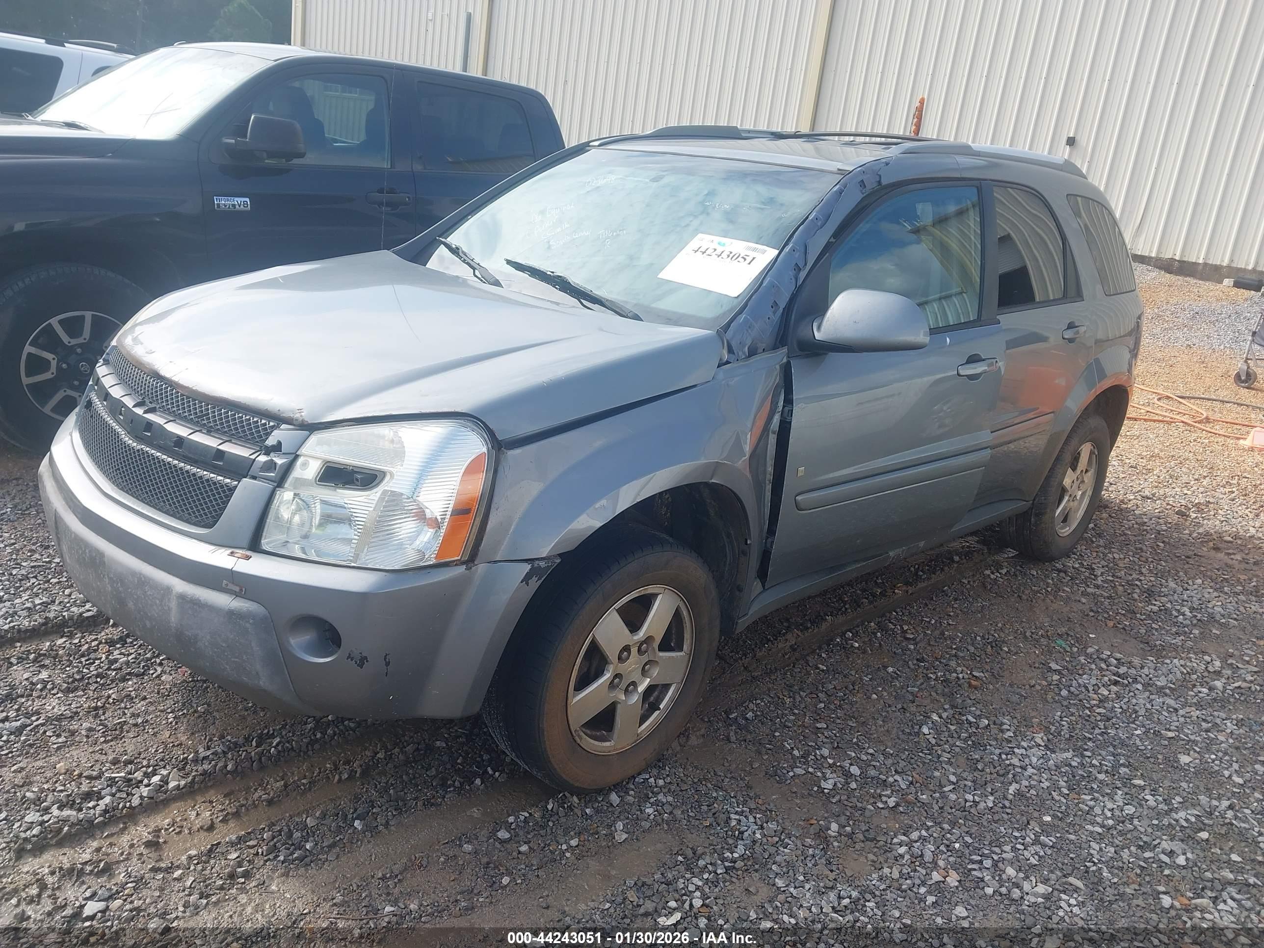 CHEVROLET EQUINOX image 2