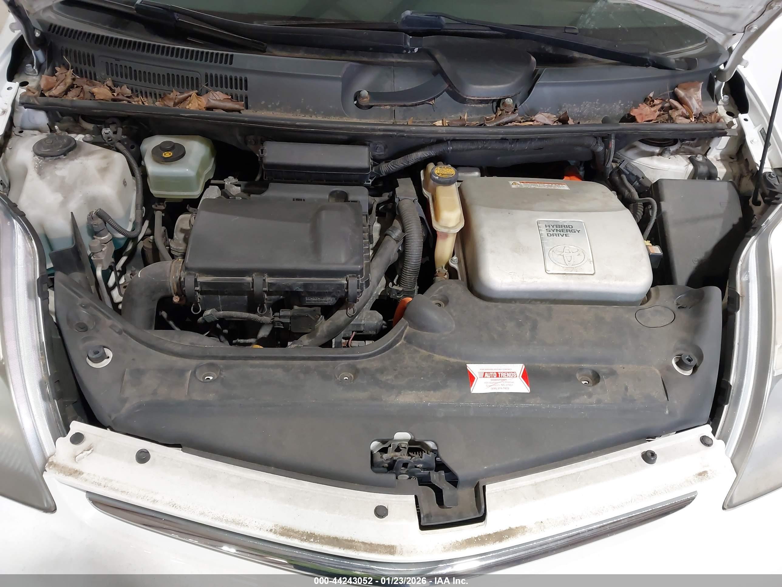 TOYOTA PRIUS image 10