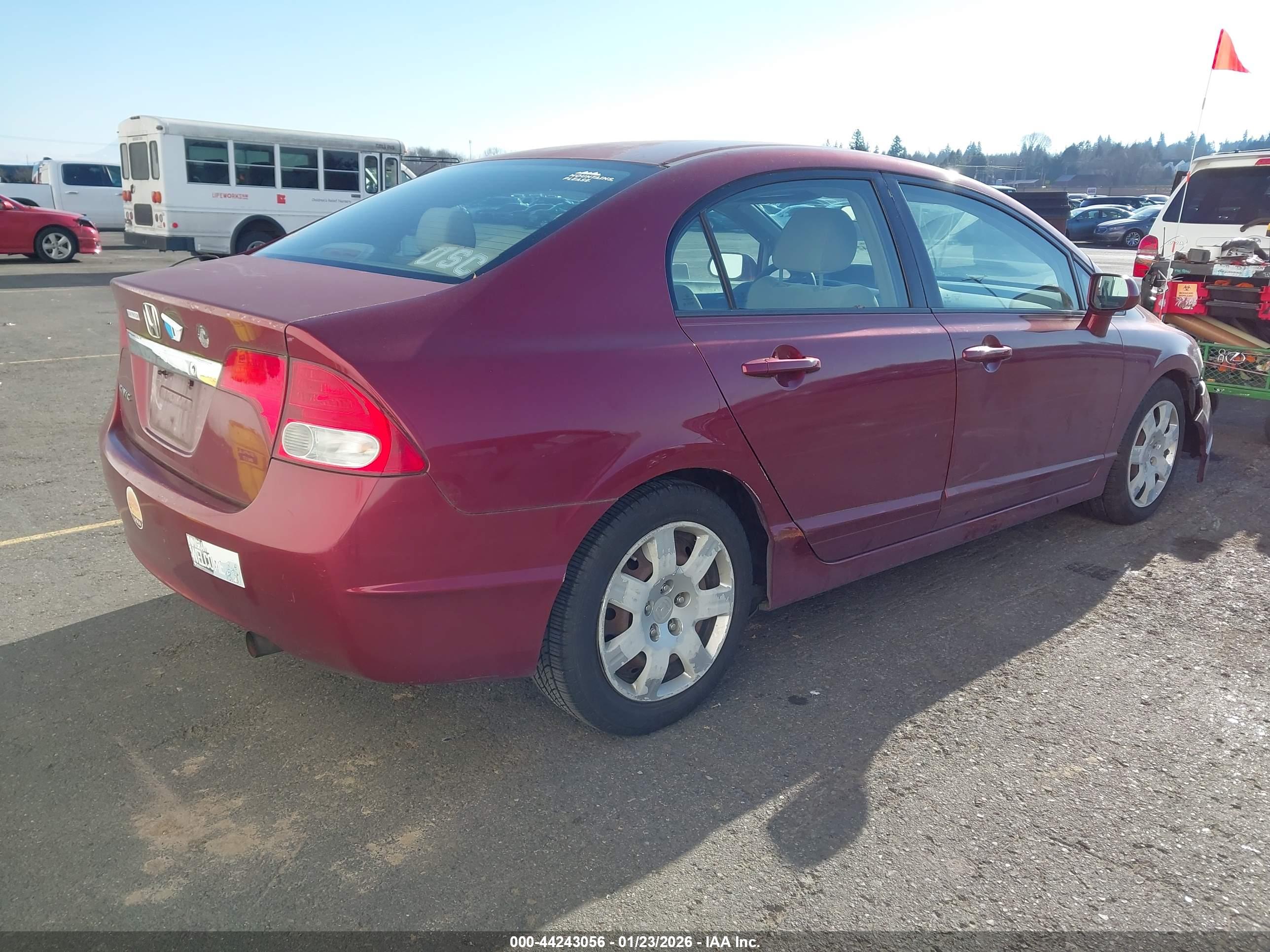 HONDA CIVIC image 4