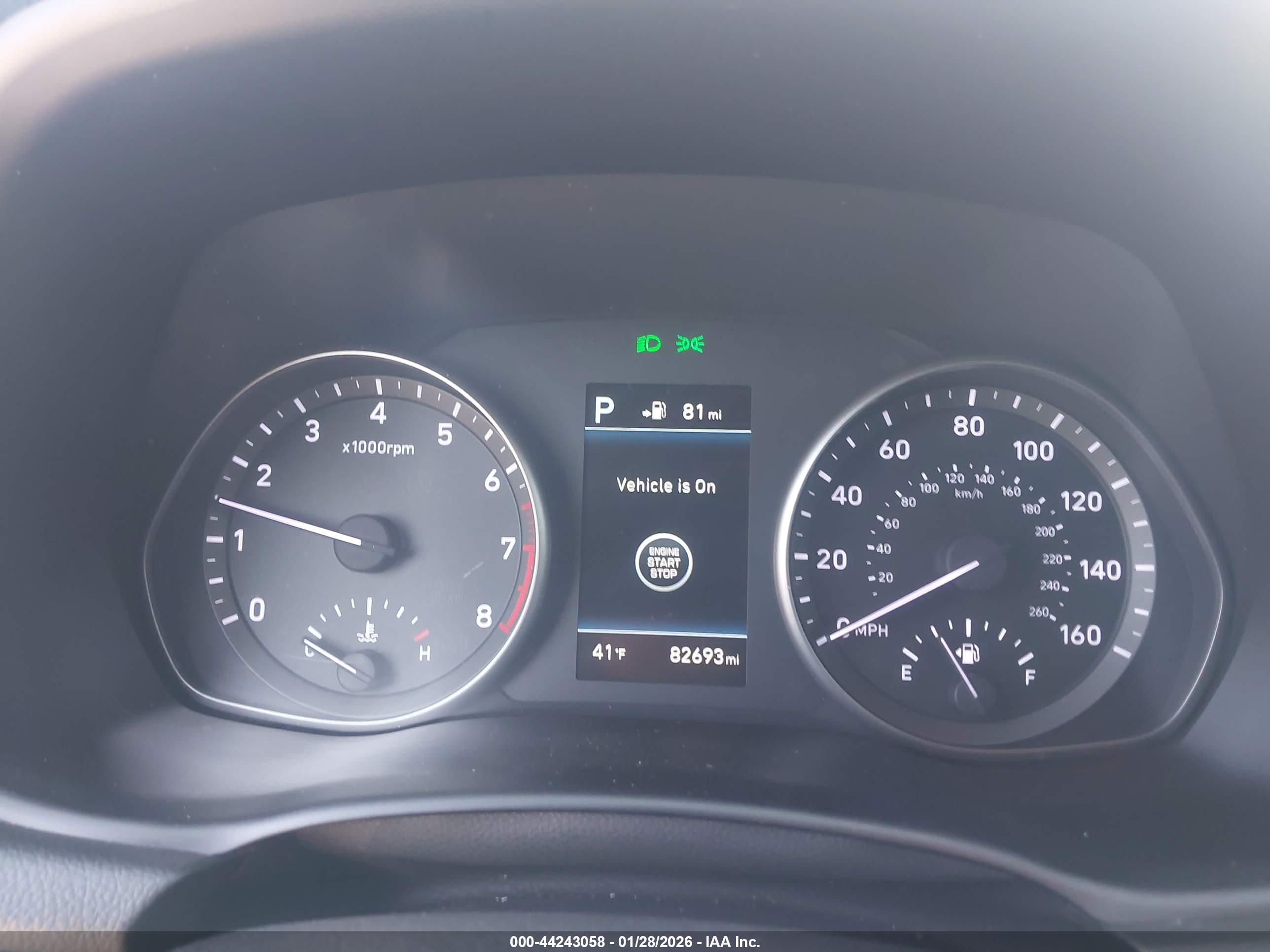 HYUNDAI ELANTRA image 7