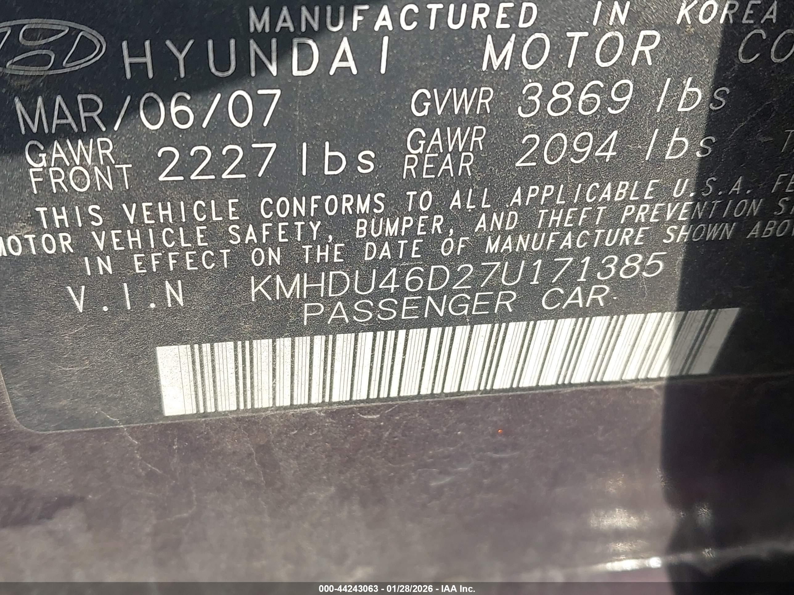 HYUNDAI ELANTRA image 9