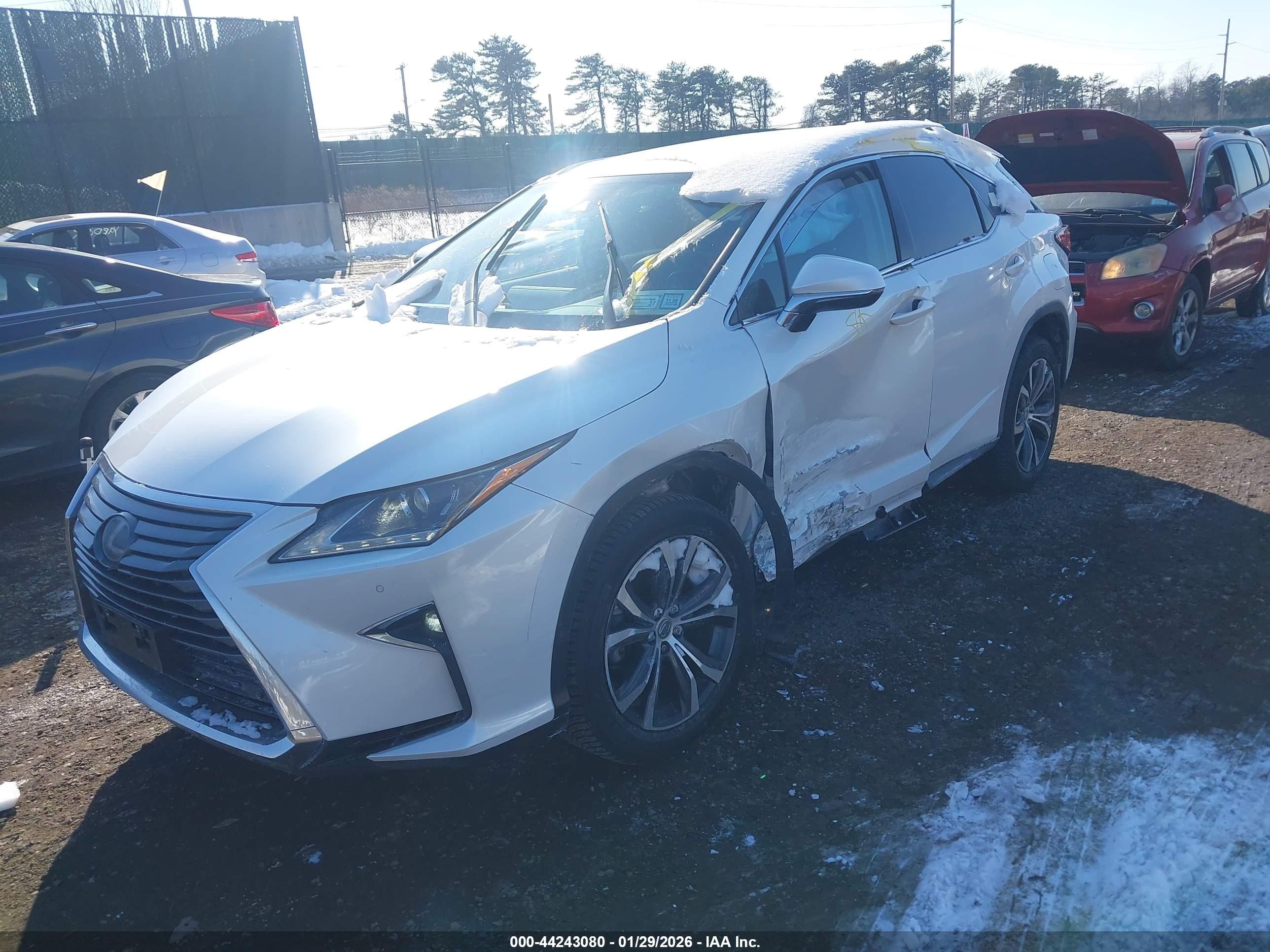 LEXUS RX image 2