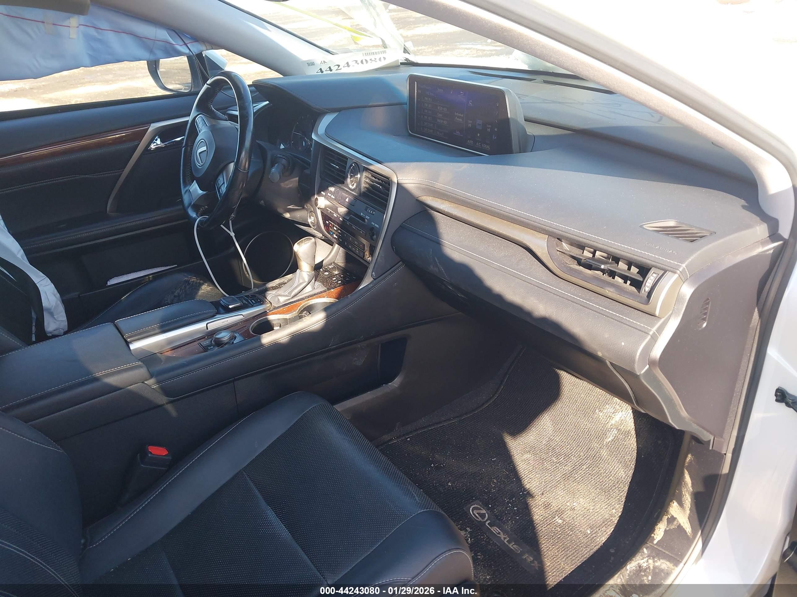LEXUS RX image 5