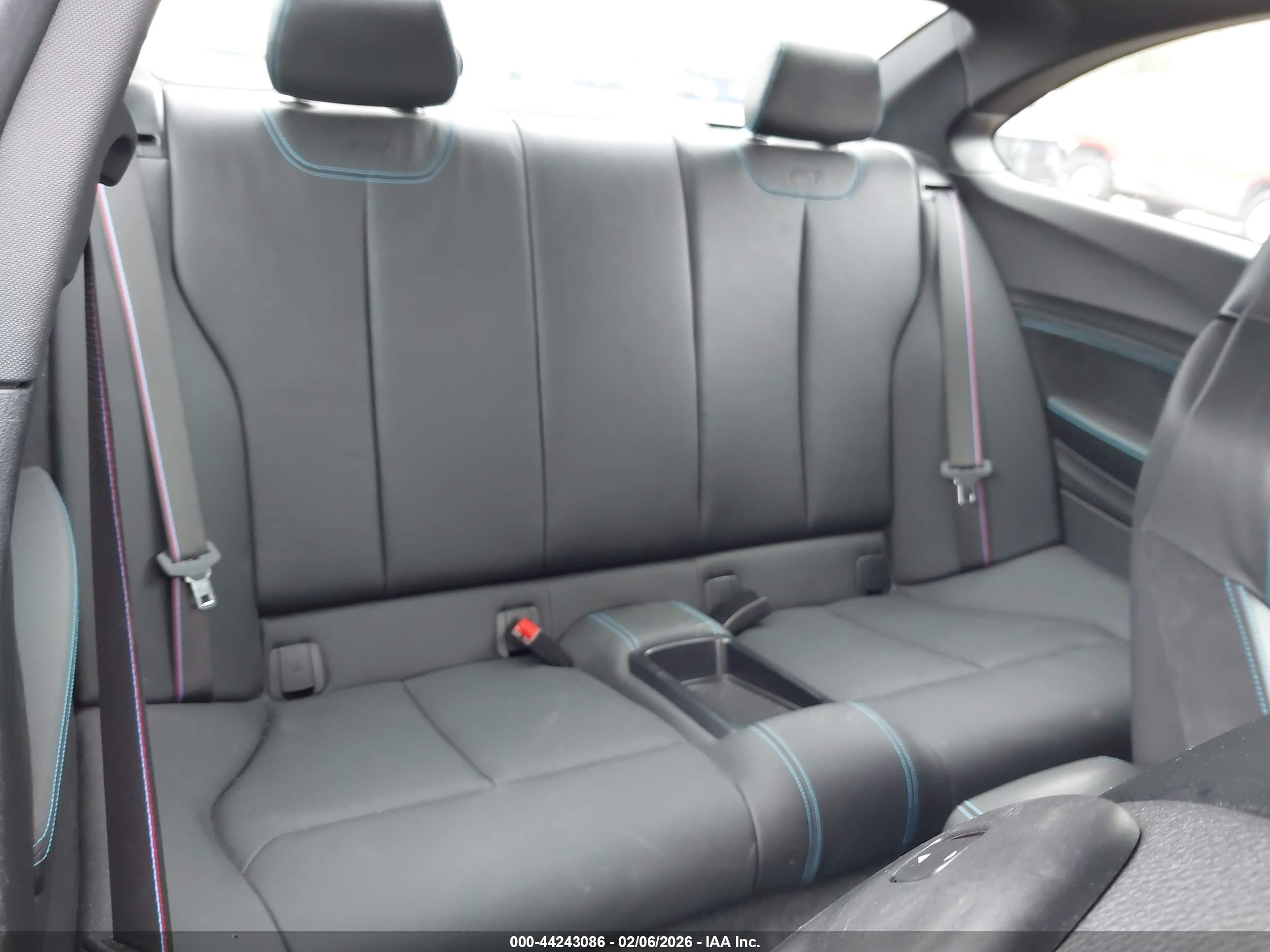 BMW M2 image 8