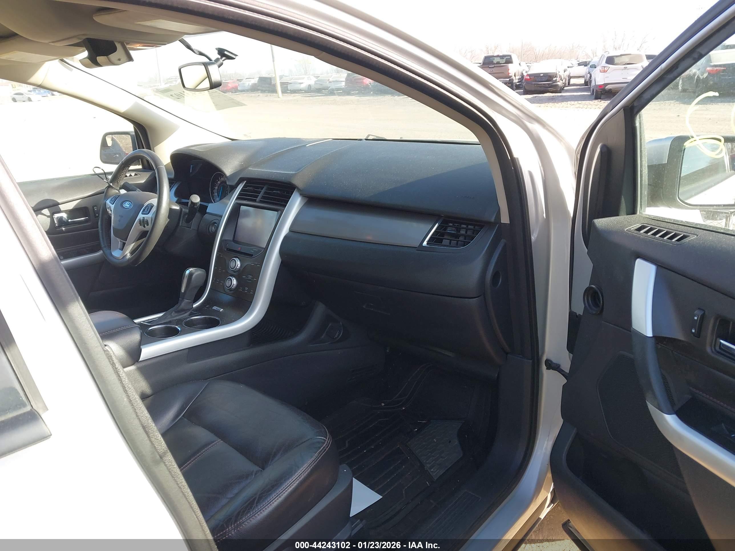 FORD EDGE image 5