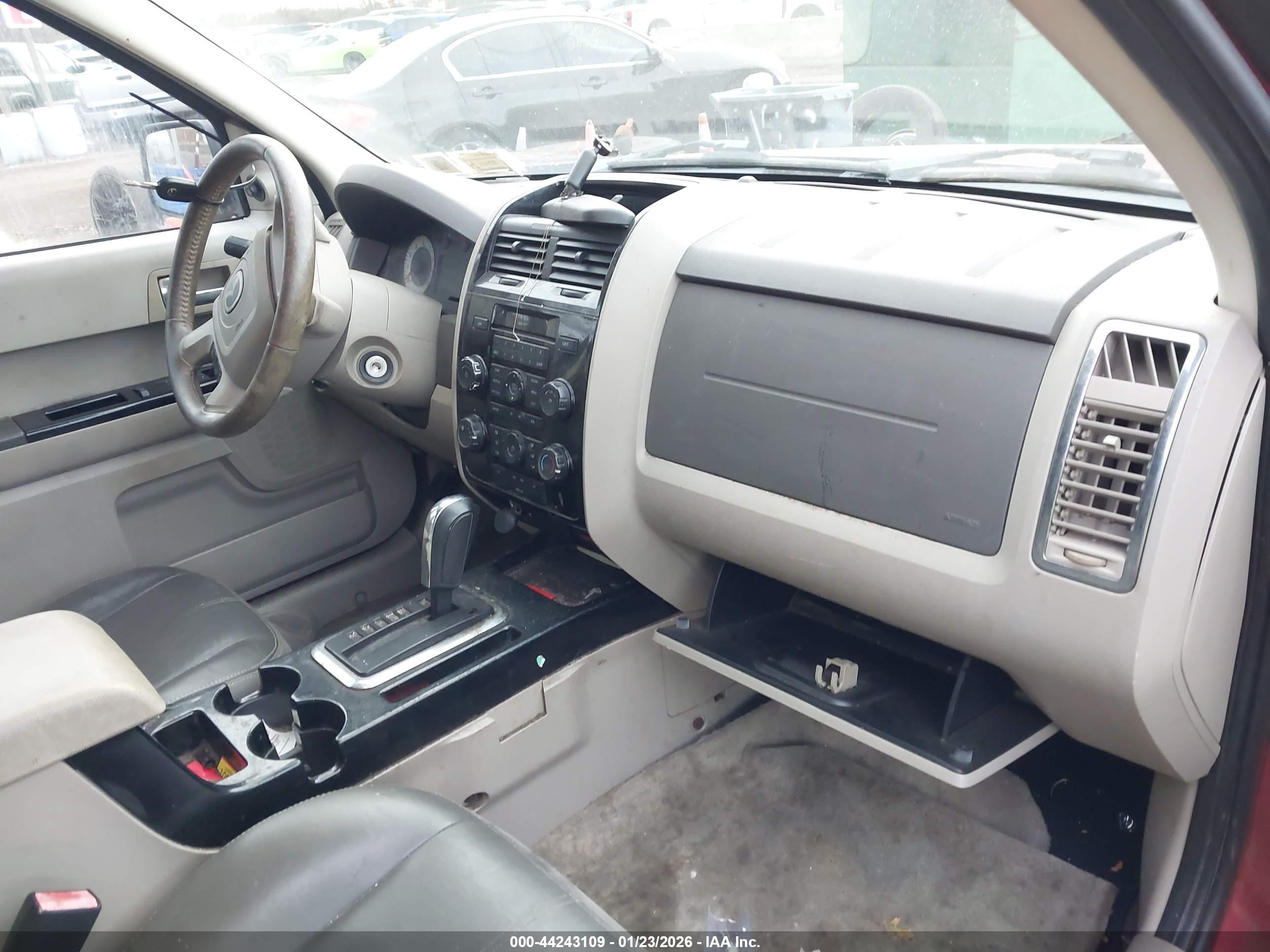 MAZDA TRIBUTE image 5