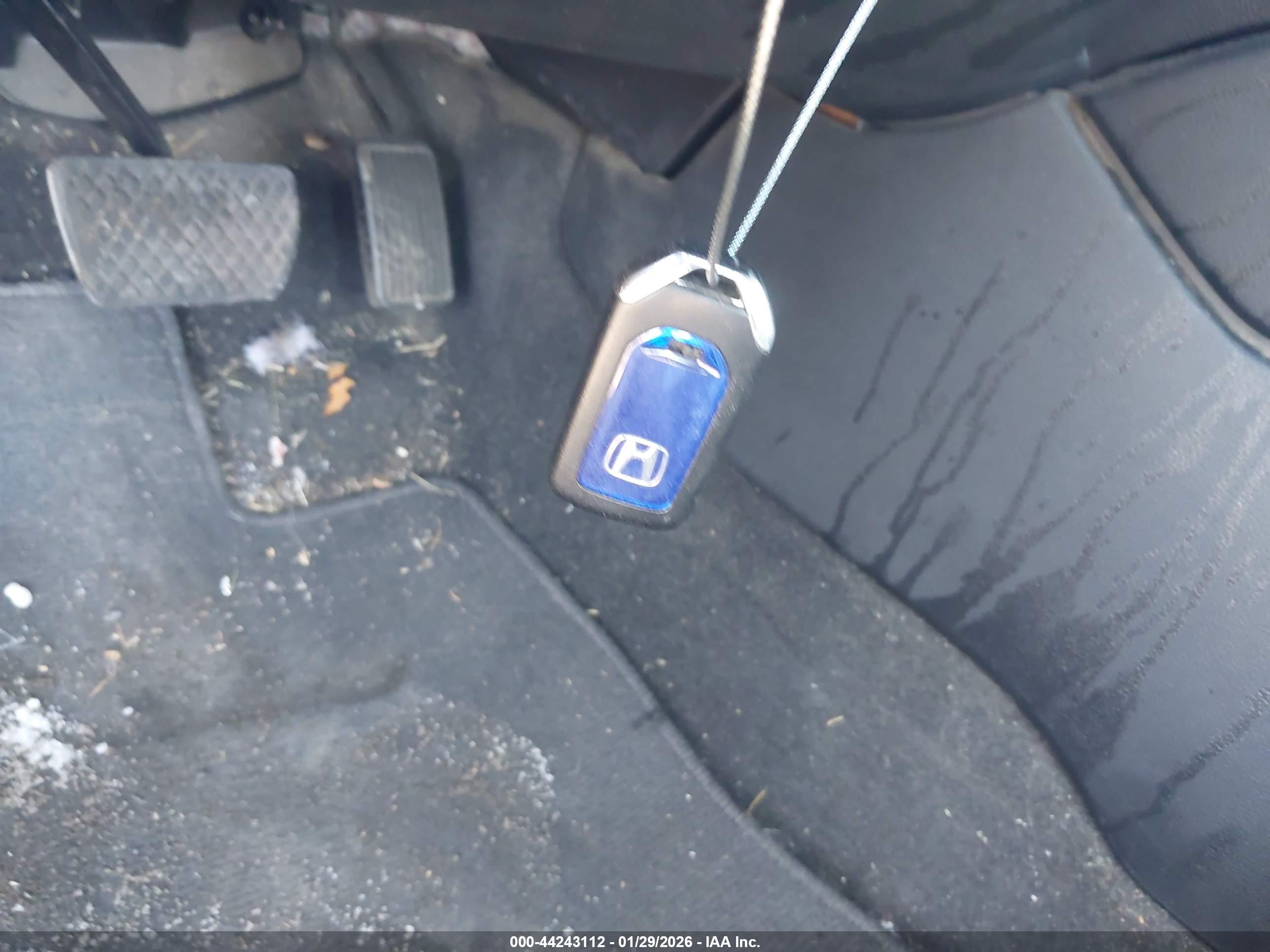 HONDA INSIGHT image 11