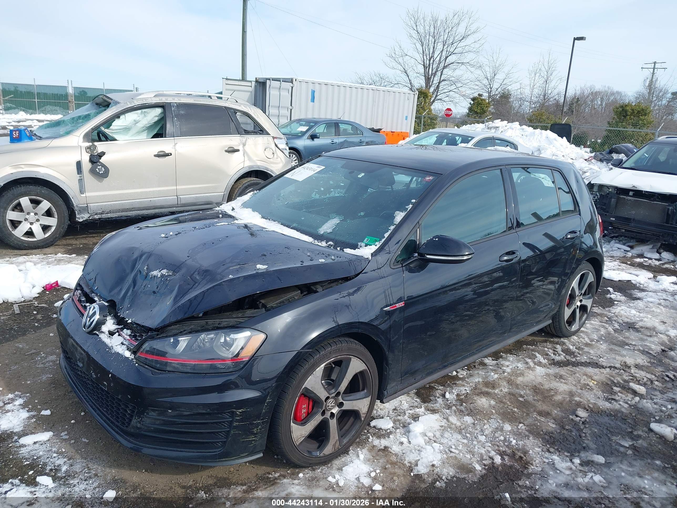 VOLKSWAGEN GOLF image 2