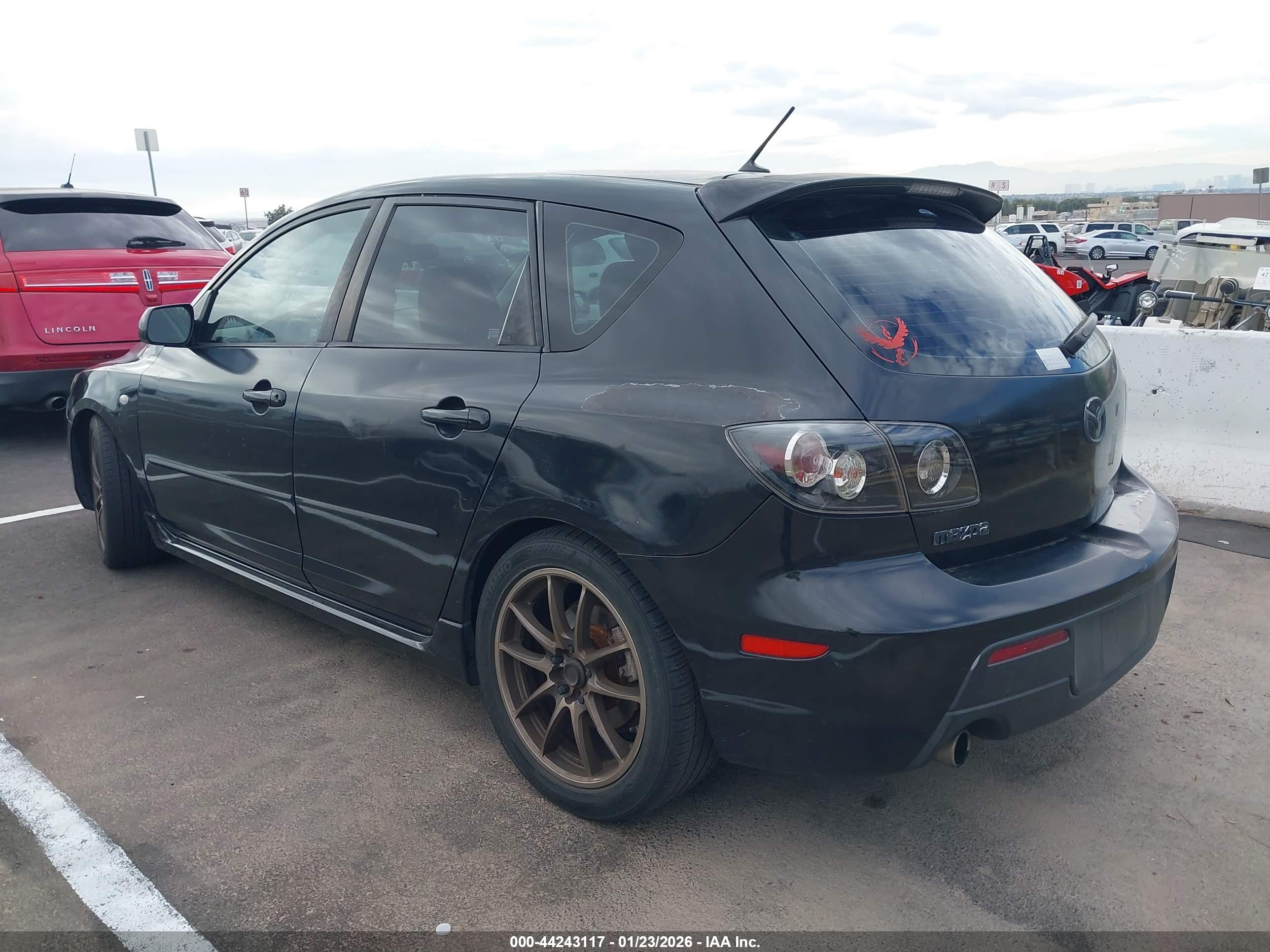 MAZDA MAZDA3 image 3
