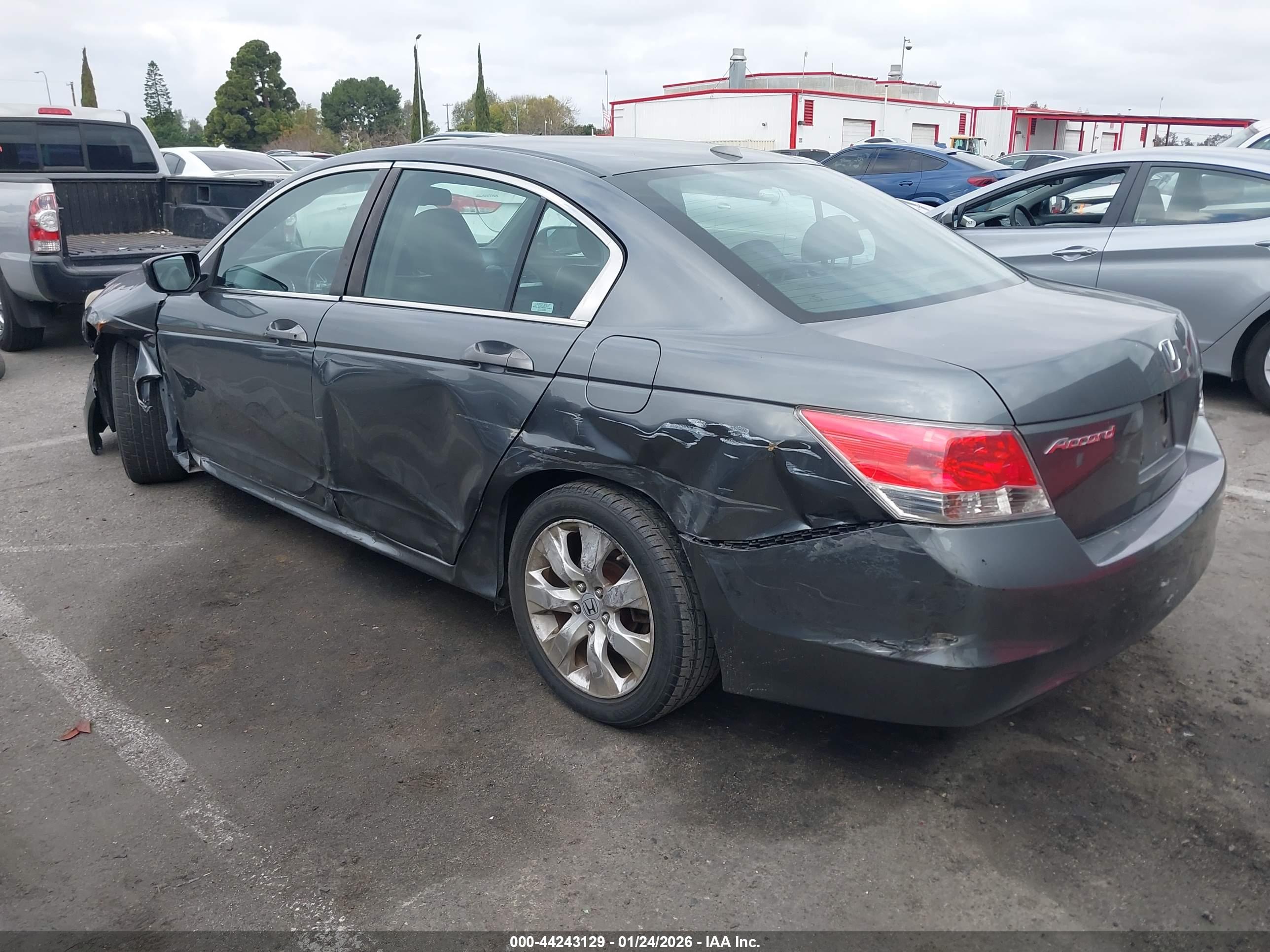 HONDA ACCORD image 3