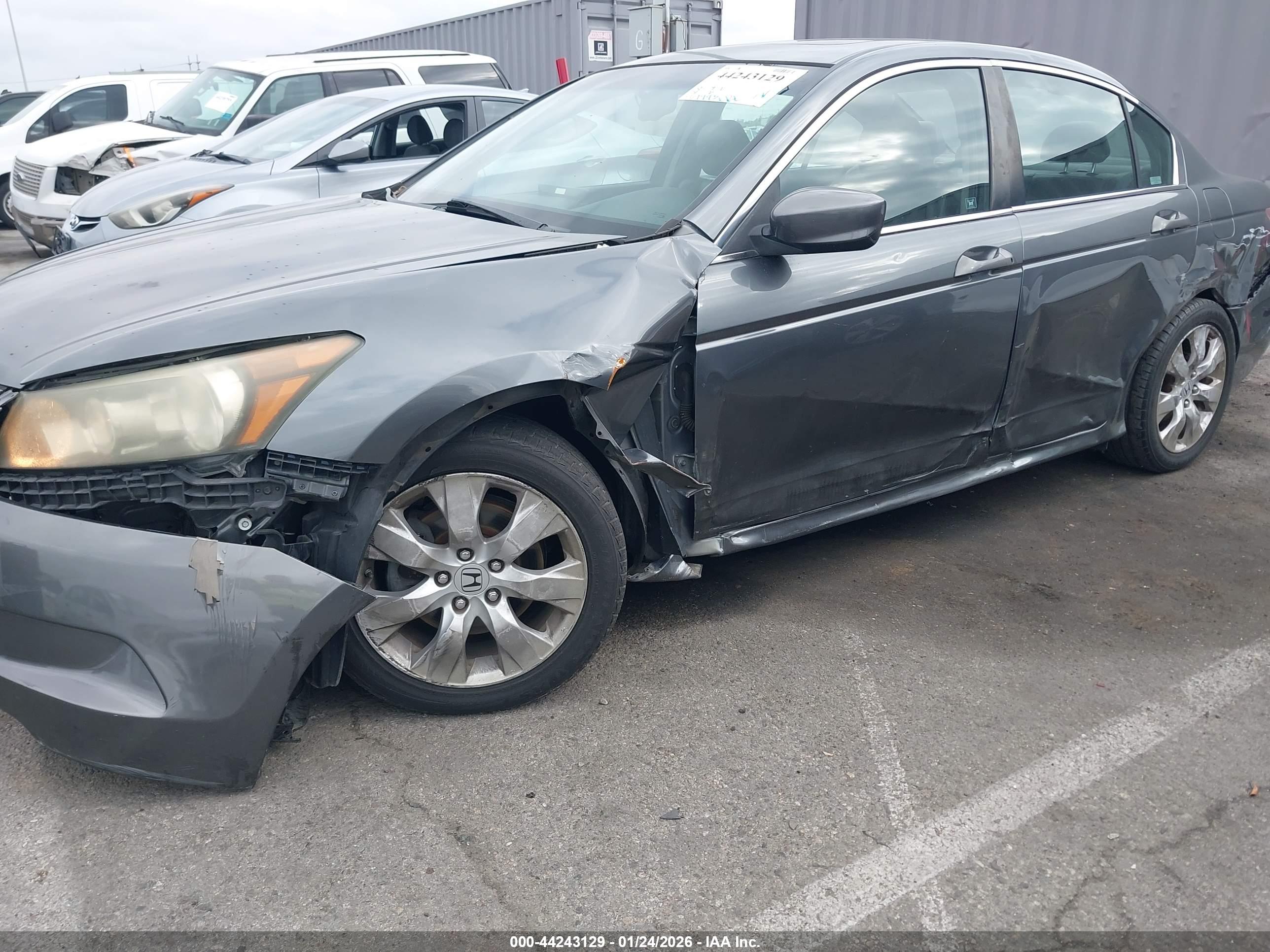 HONDA ACCORD image 6