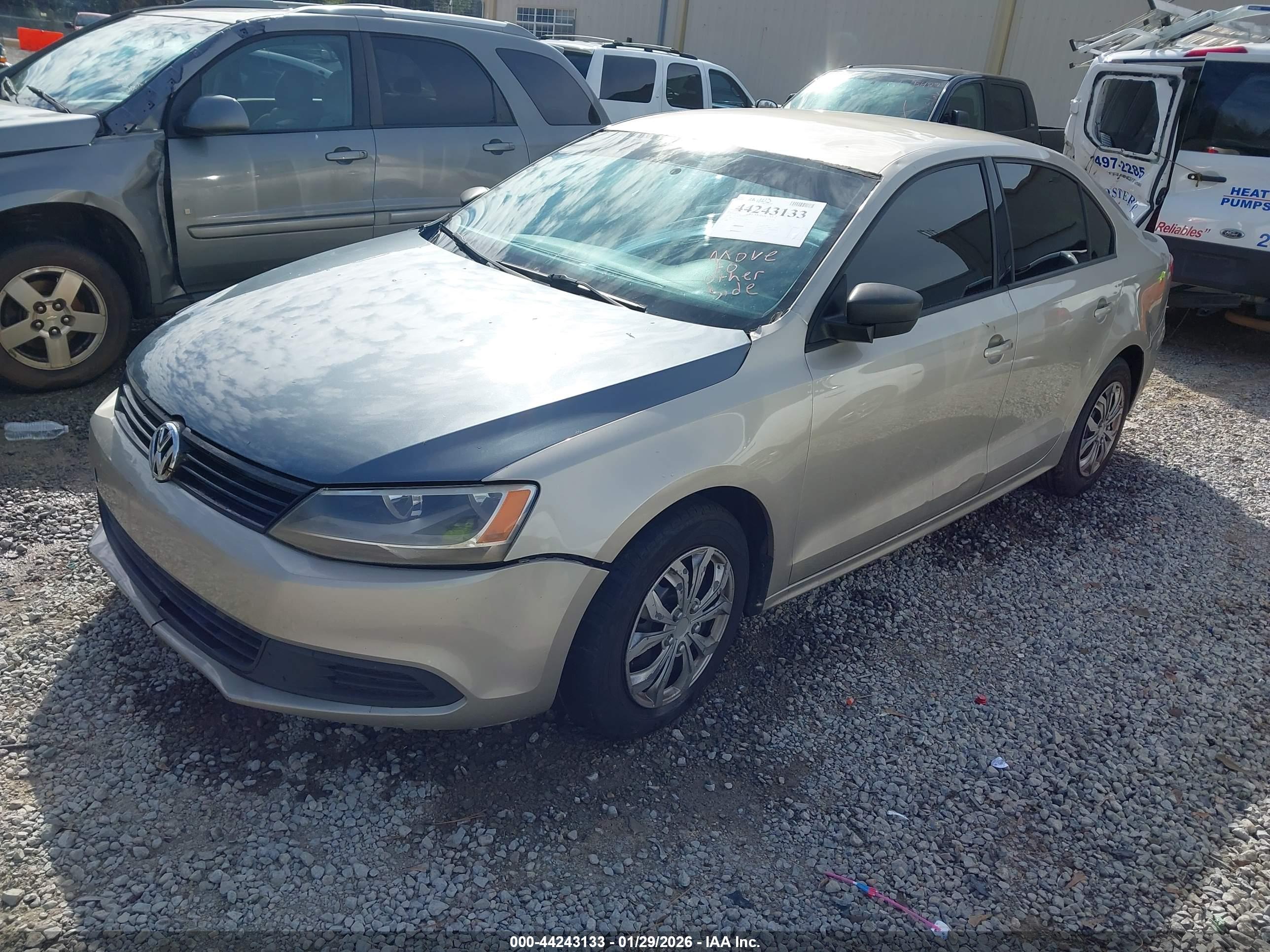 VOLKSWAGEN JETTA image 2