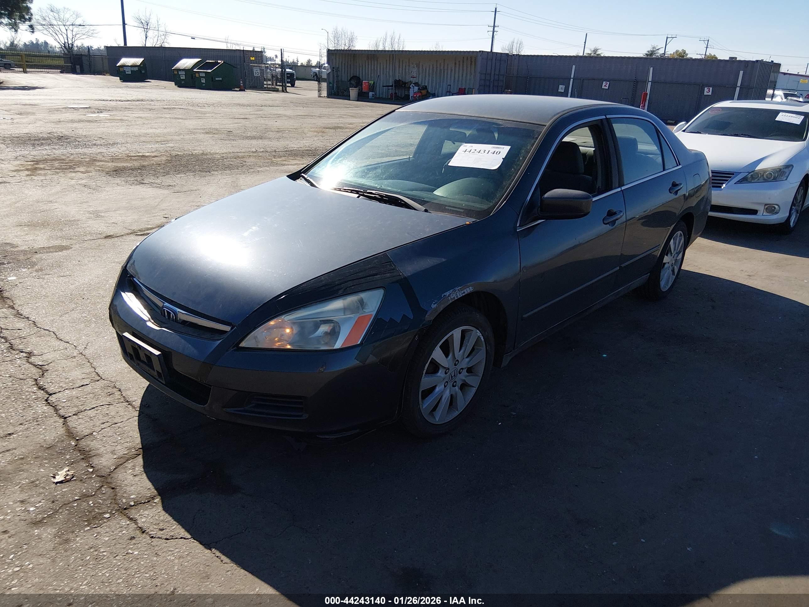 HONDA ACCORD image 2