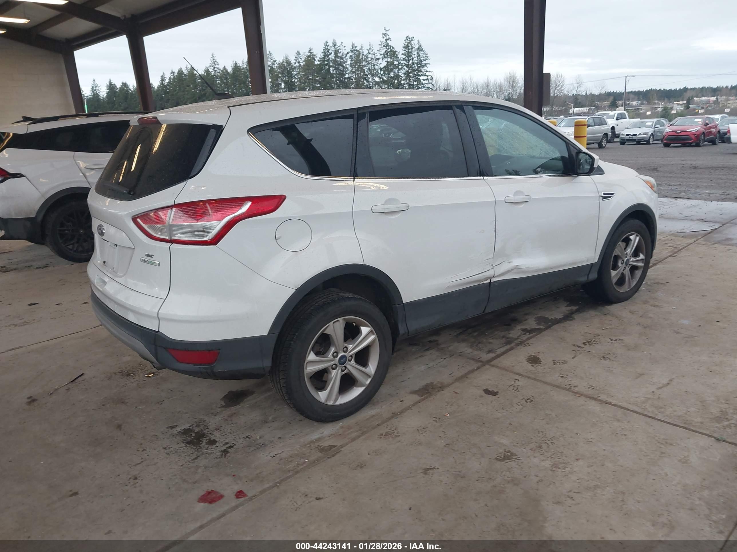 FORD ESCAPE image 4