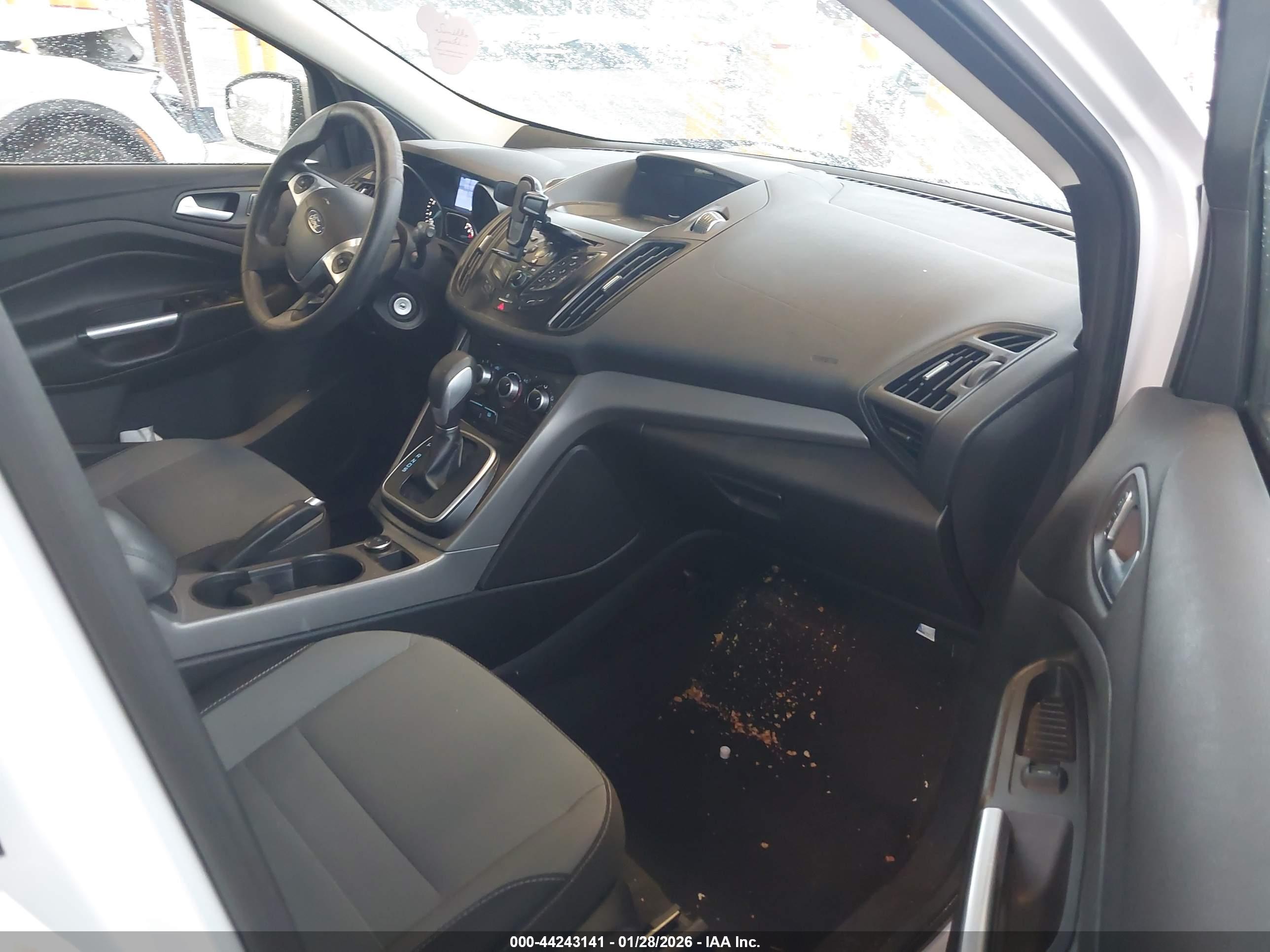 FORD ESCAPE image 5