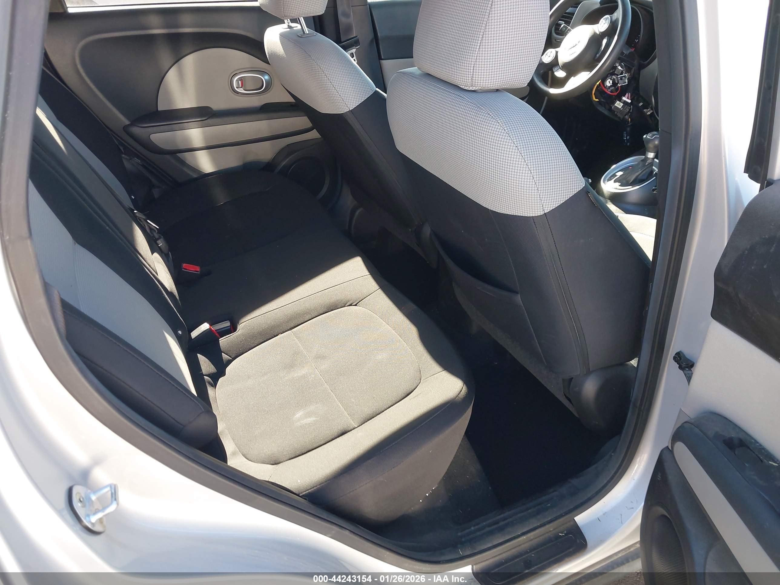 KIA SOUL image 8
