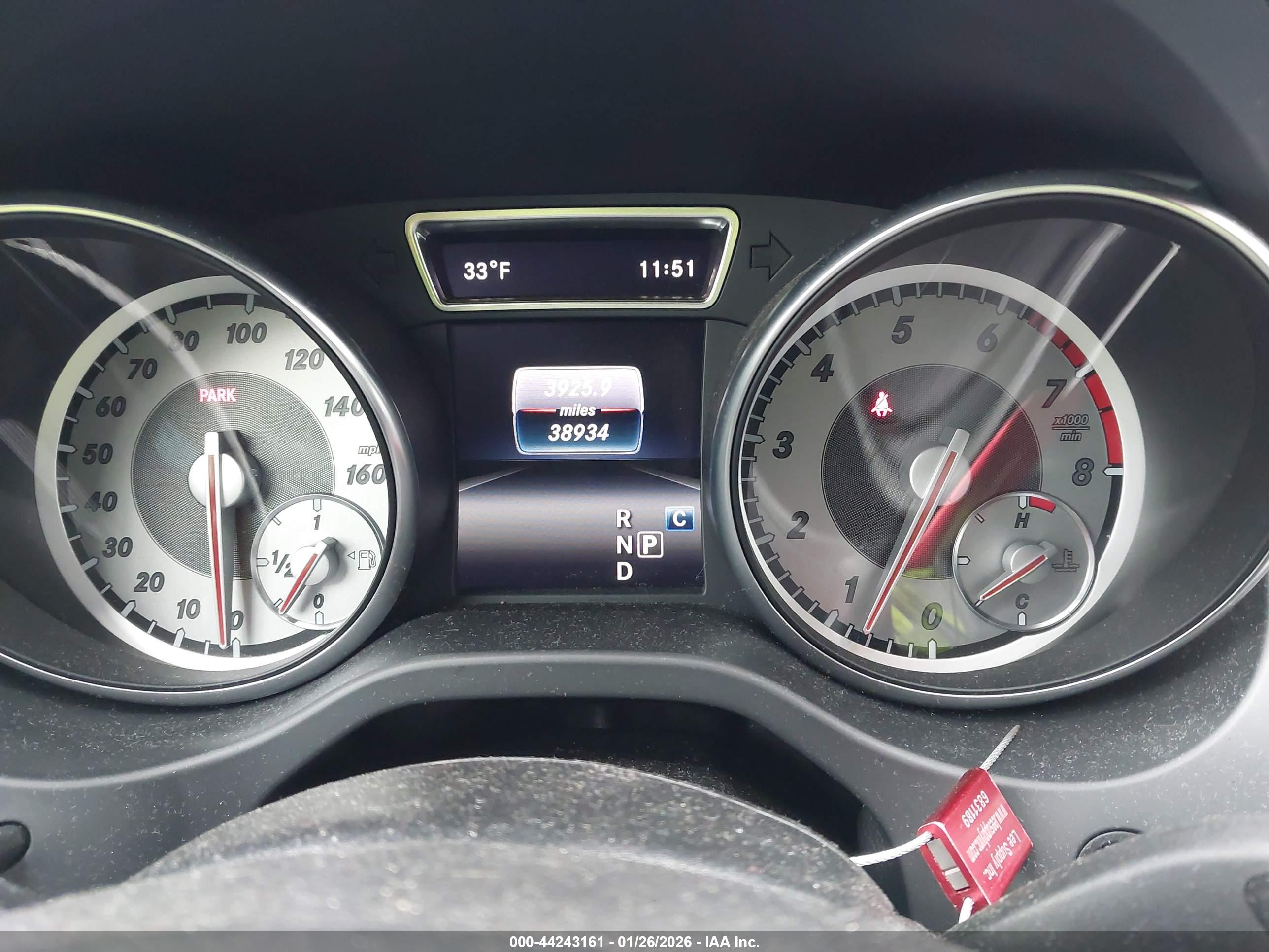 MERCEDES-BENZ GLA image 7
