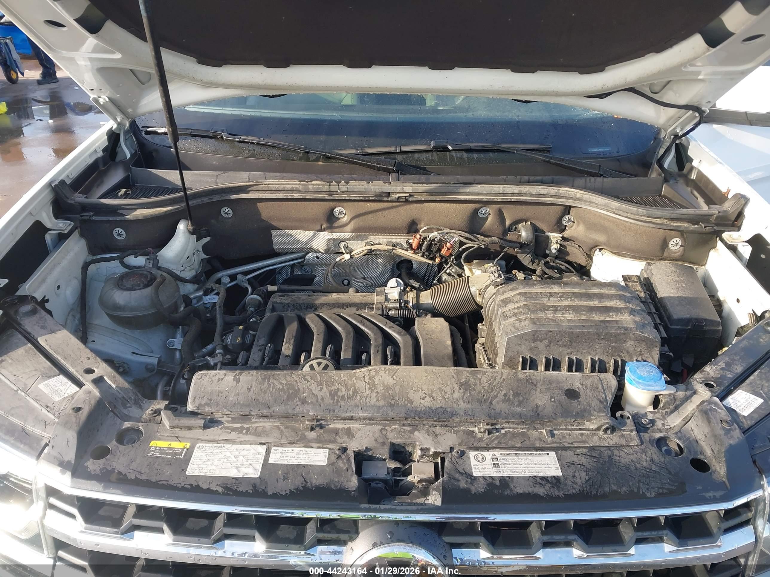 VOLKSWAGEN ATLAS image 10