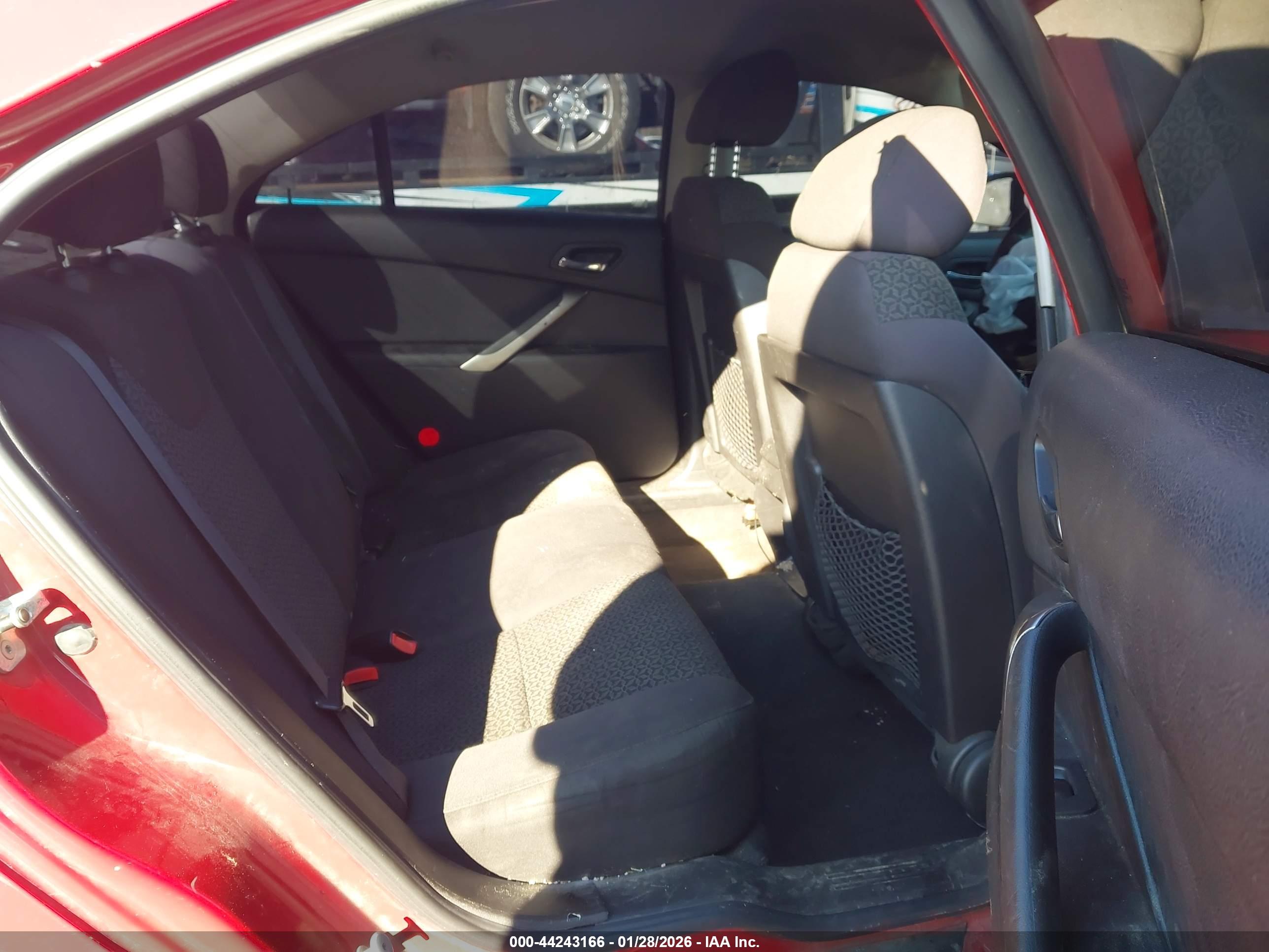 PONTIAC G6 image 8