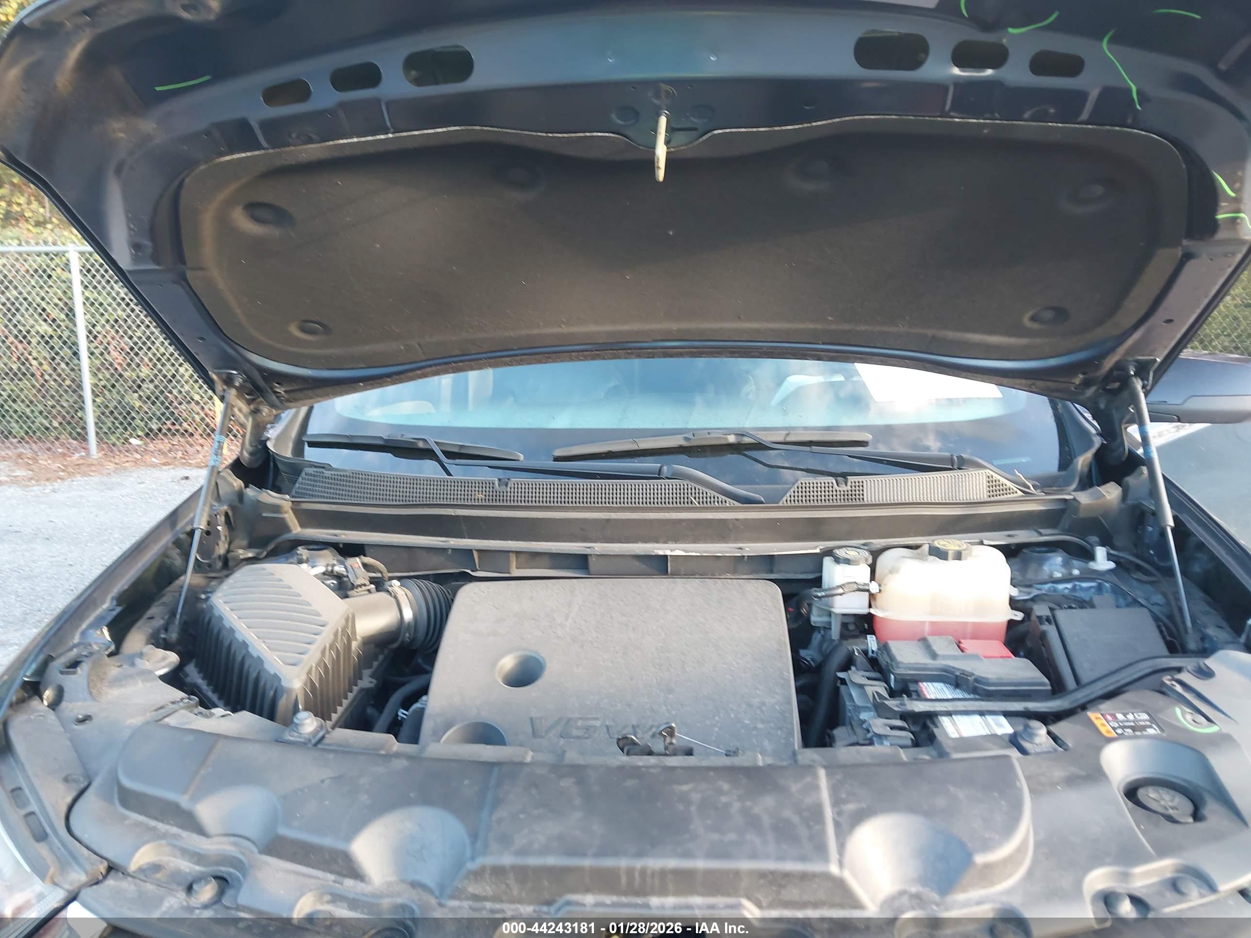 CHEVROLET TRAVERSE image 10