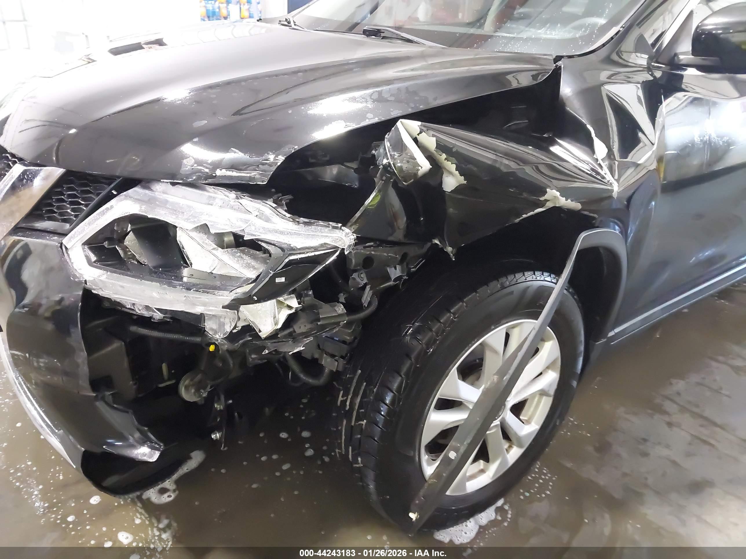 NISSAN ROGUE image 6