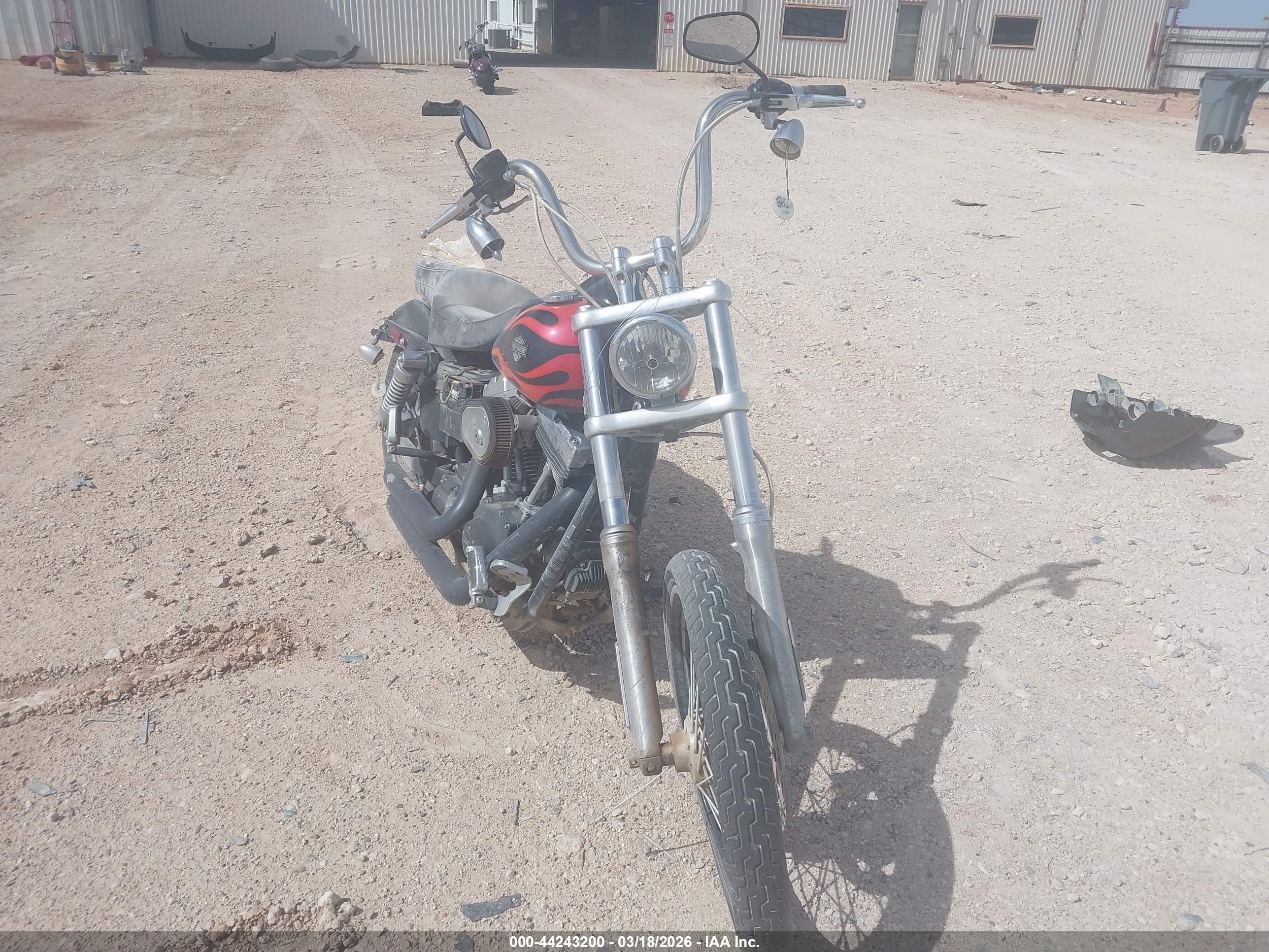HARLEY-DAVIDSON FXDWG image 5