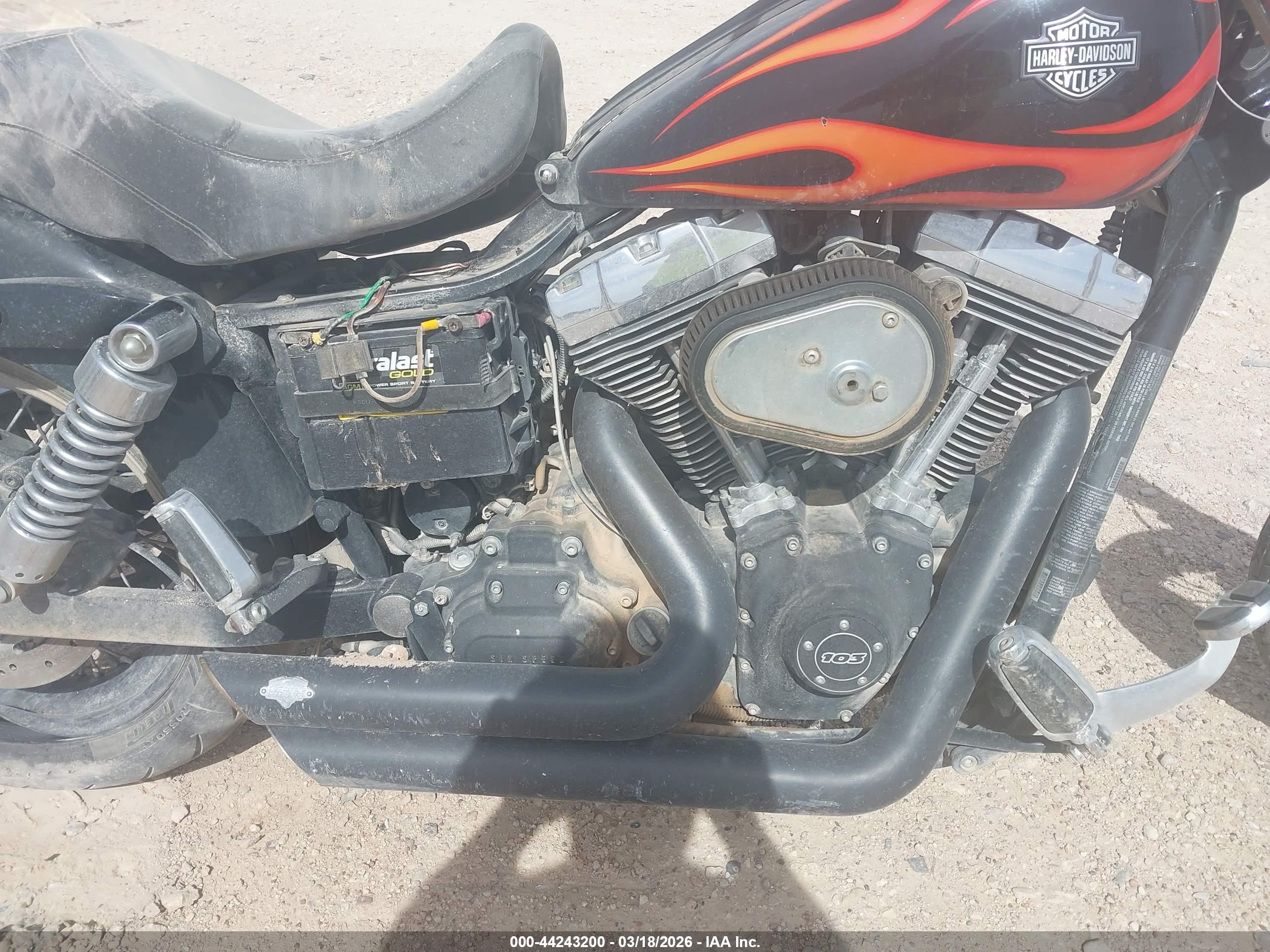 HARLEY-DAVIDSON FXDWG image 8