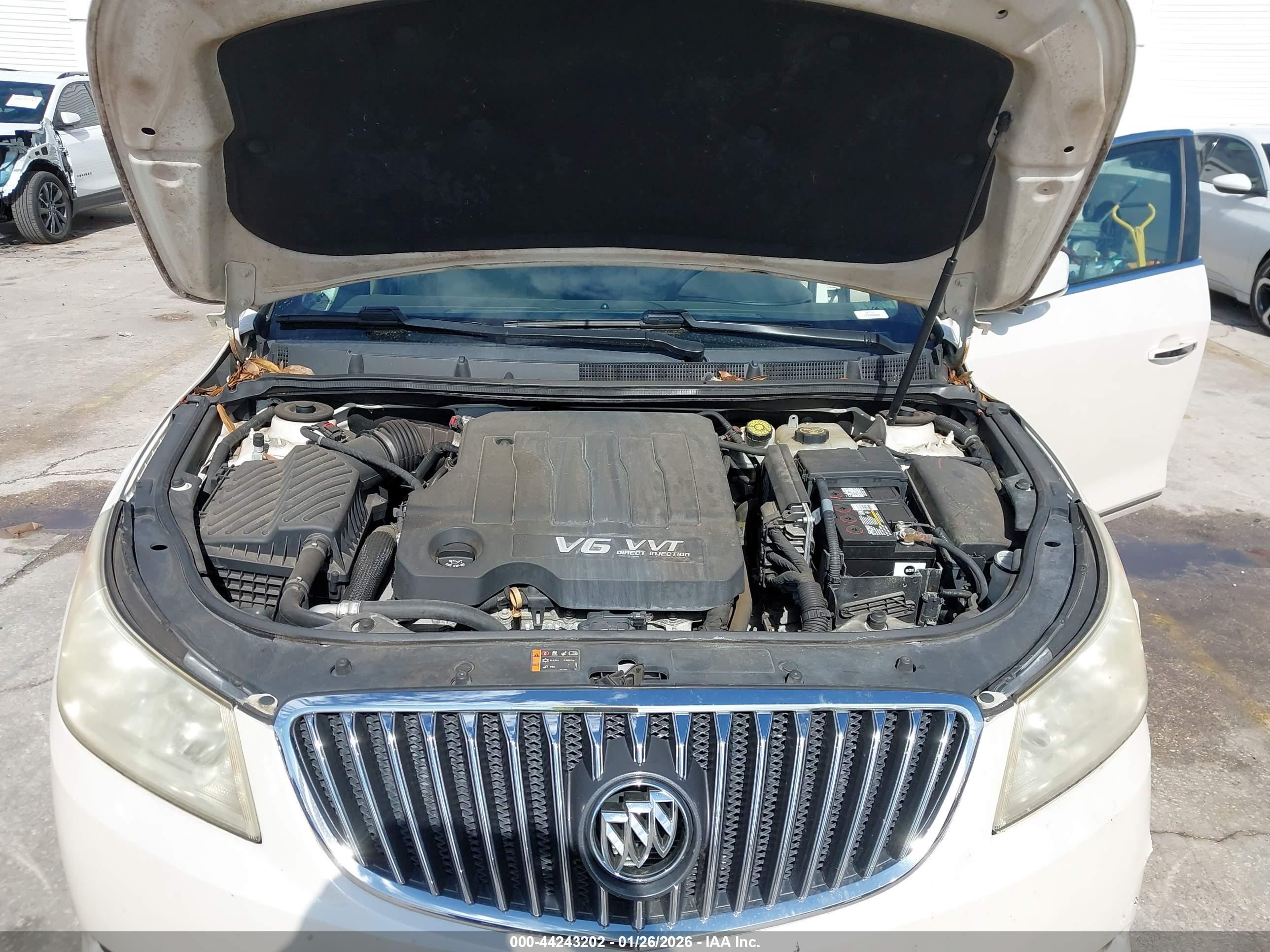 BUICK LACROSSE image 10