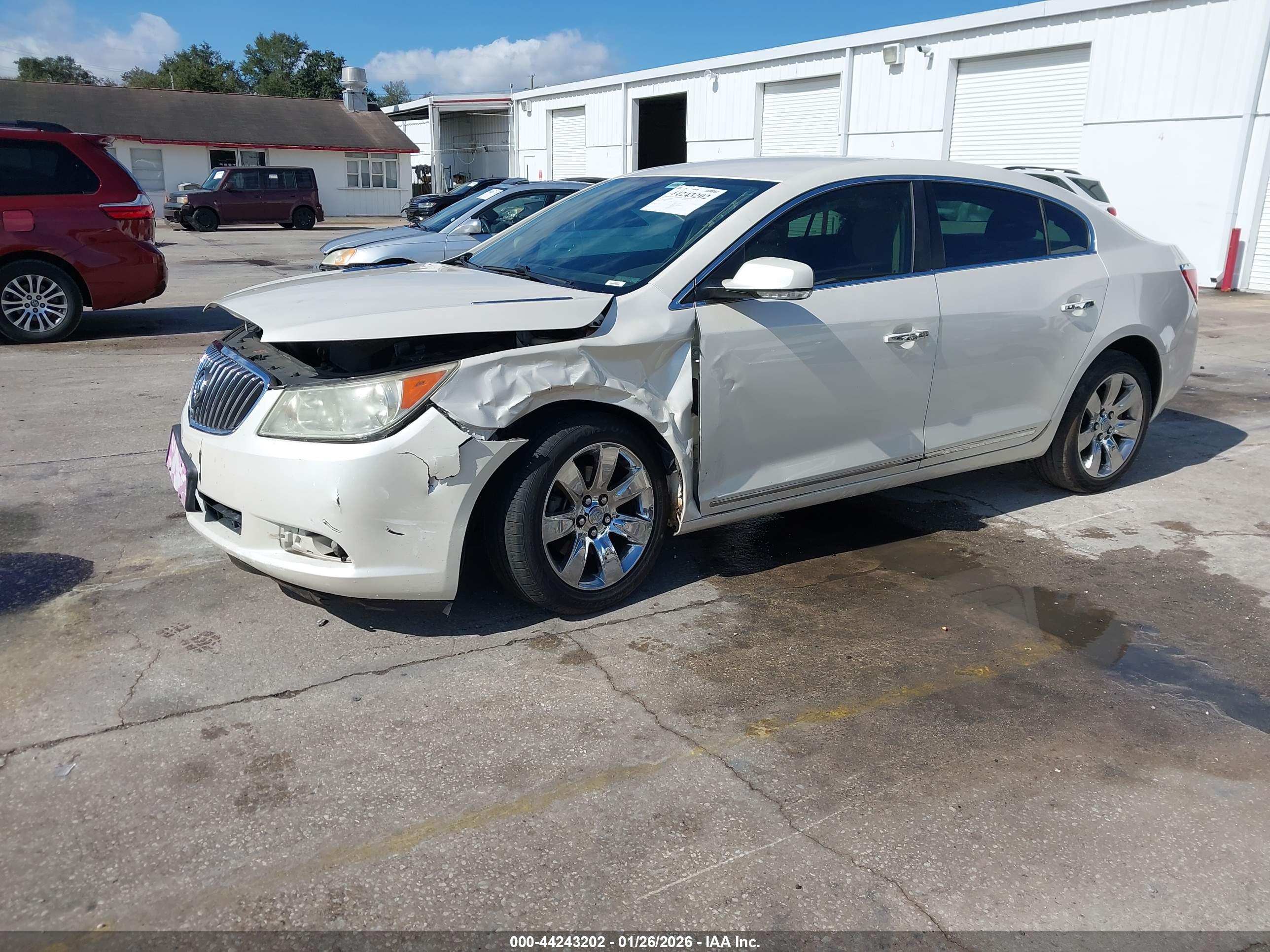 BUICK LACROSSE image 2