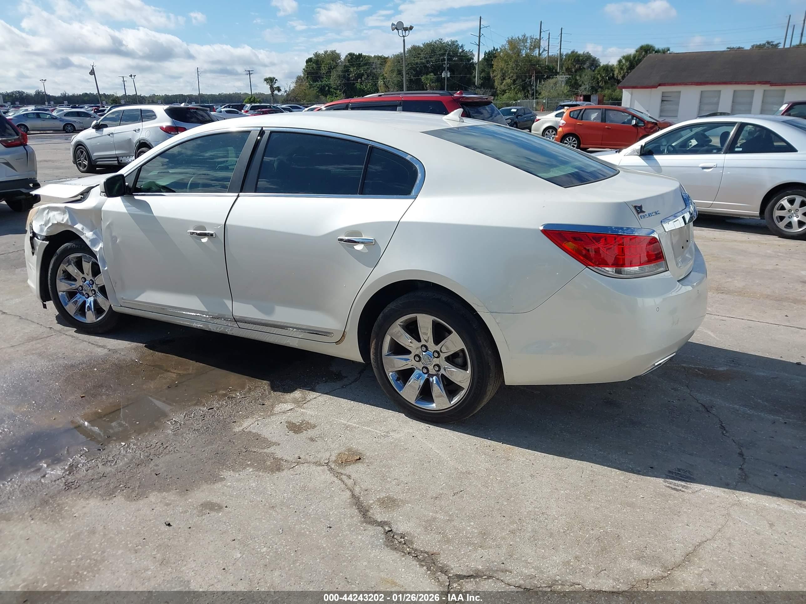 BUICK LACROSSE image 3