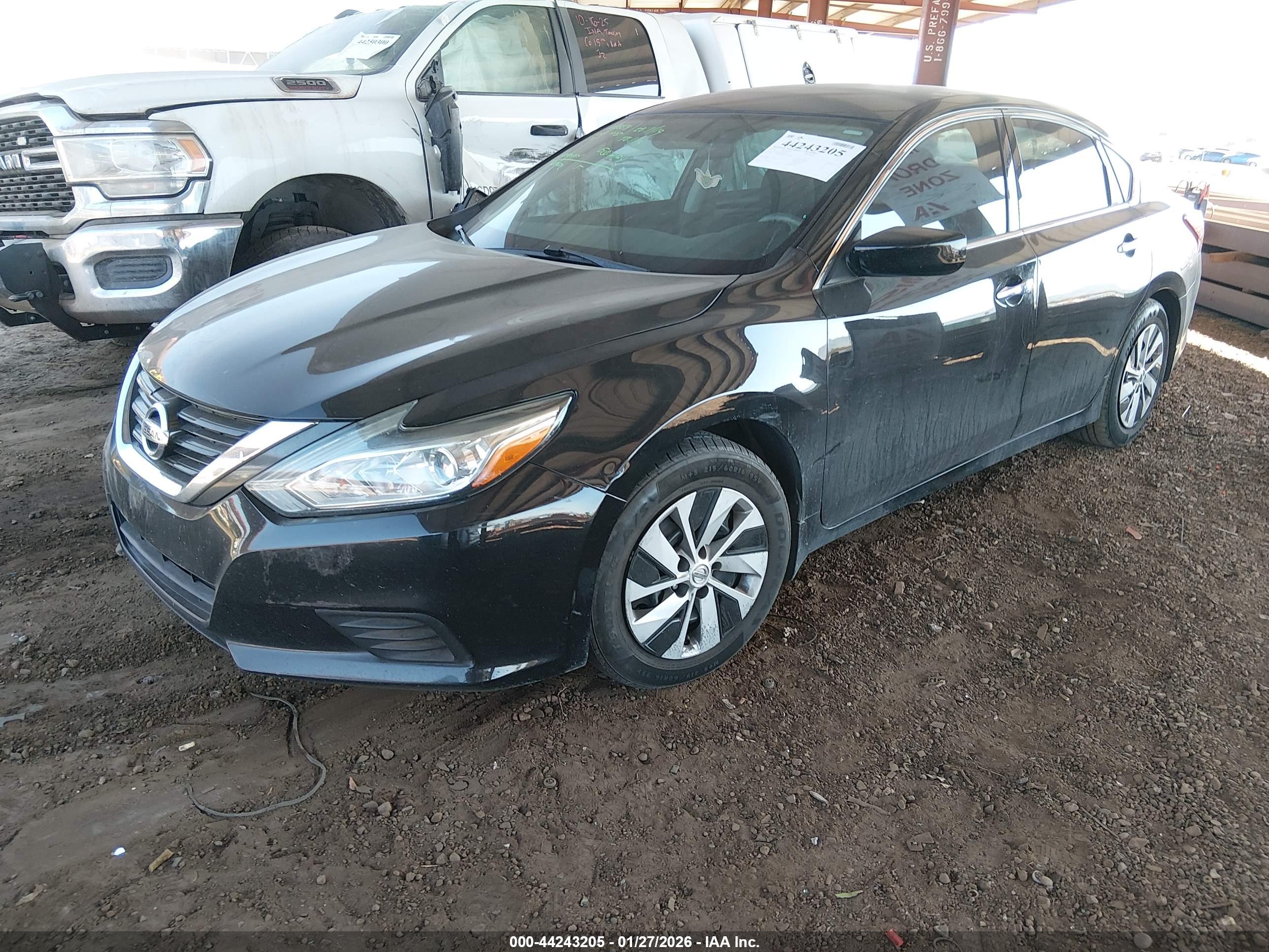 NISSAN ALTIMA image 2