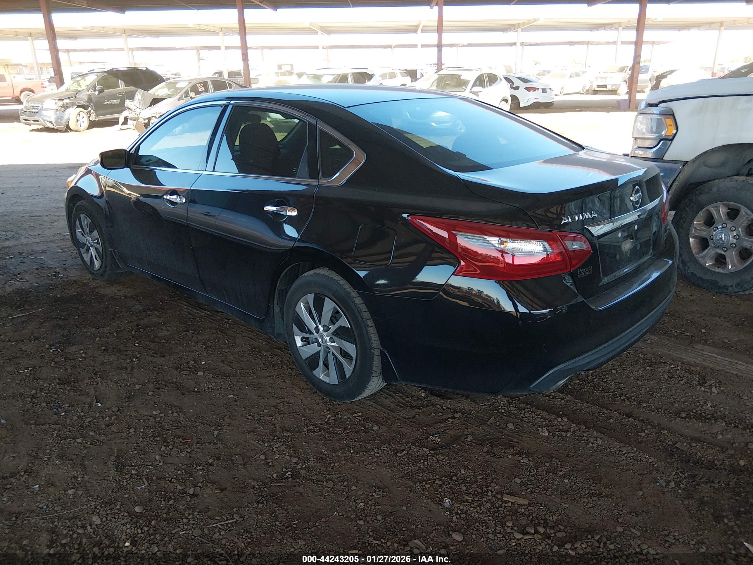 NISSAN ALTIMA image 3