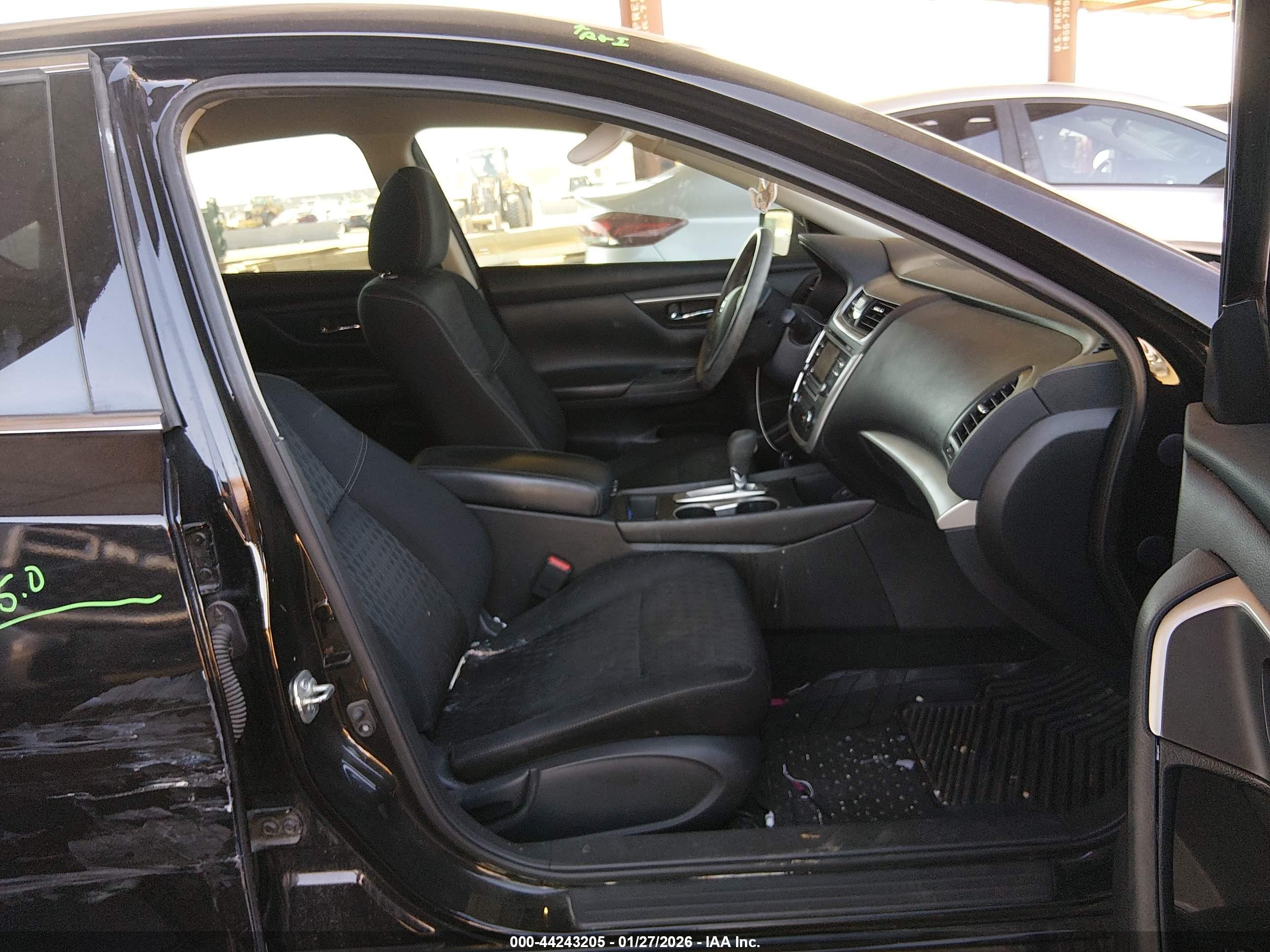 NISSAN ALTIMA image 5